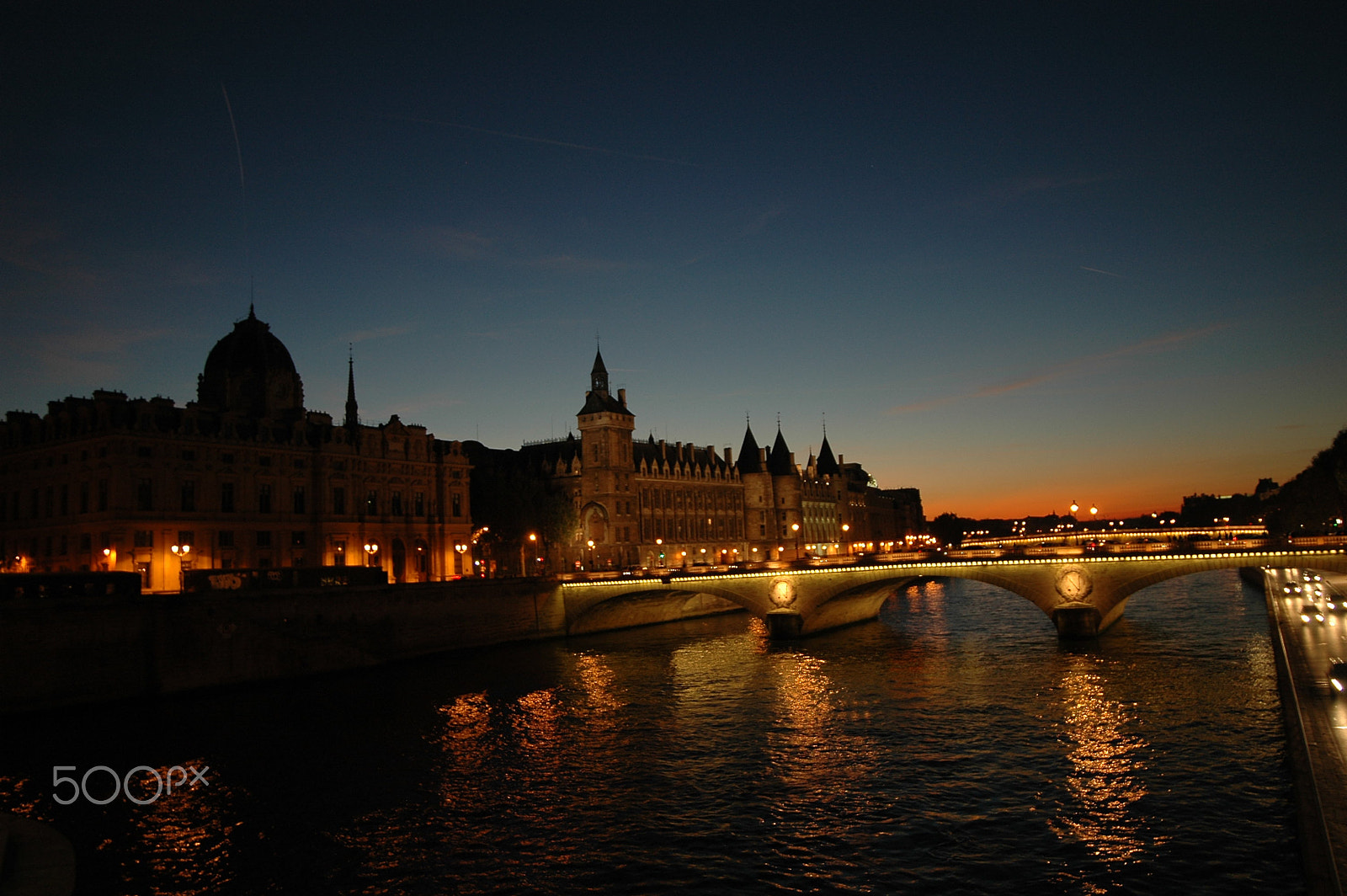 Nikon D70s + Sigma 15-30mm F3.5-4.5 EX DG Aspherical DF sample photo. Paris photography