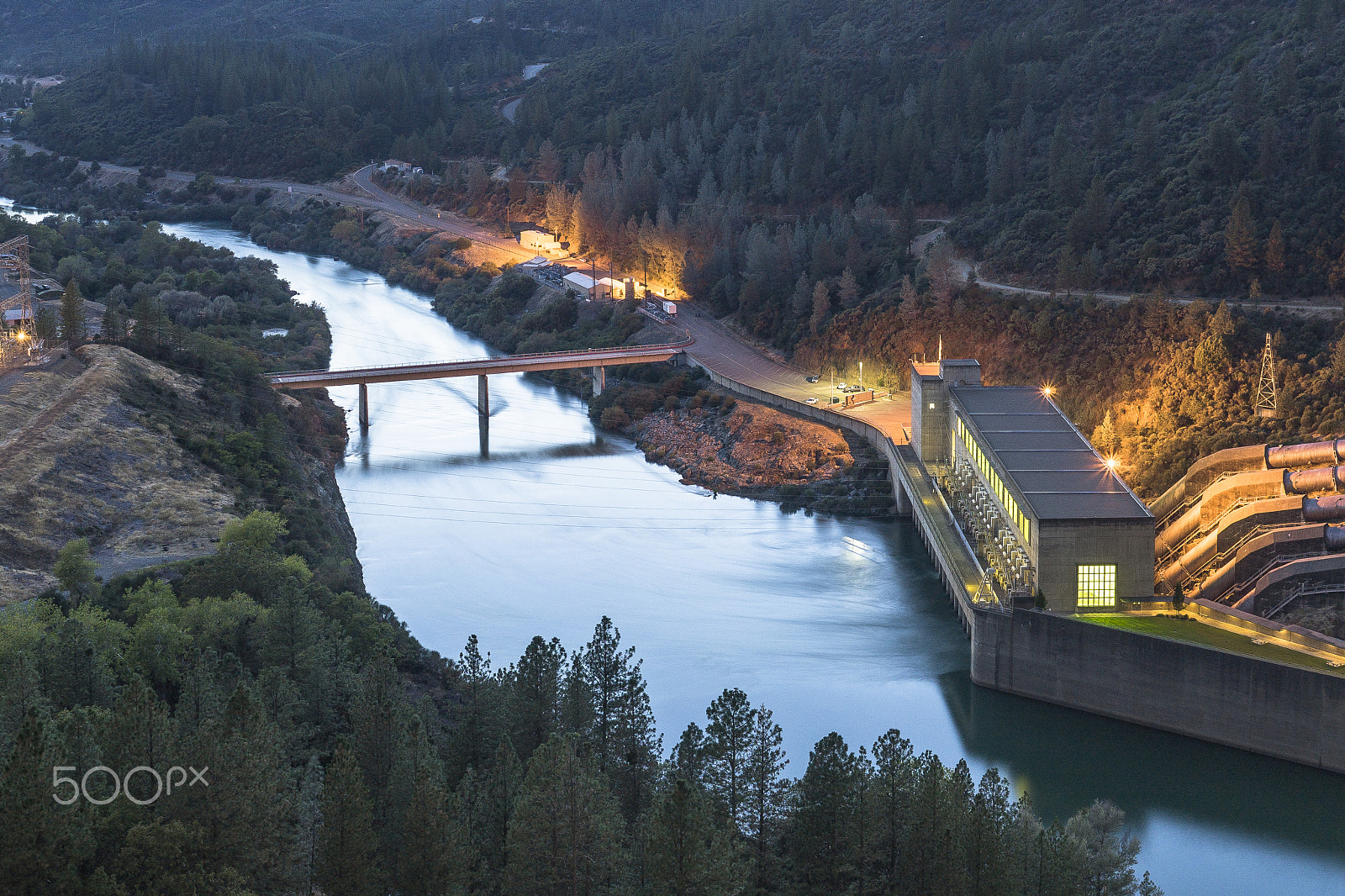 Sony a99 II sample photo. Flow from shasta dam photography