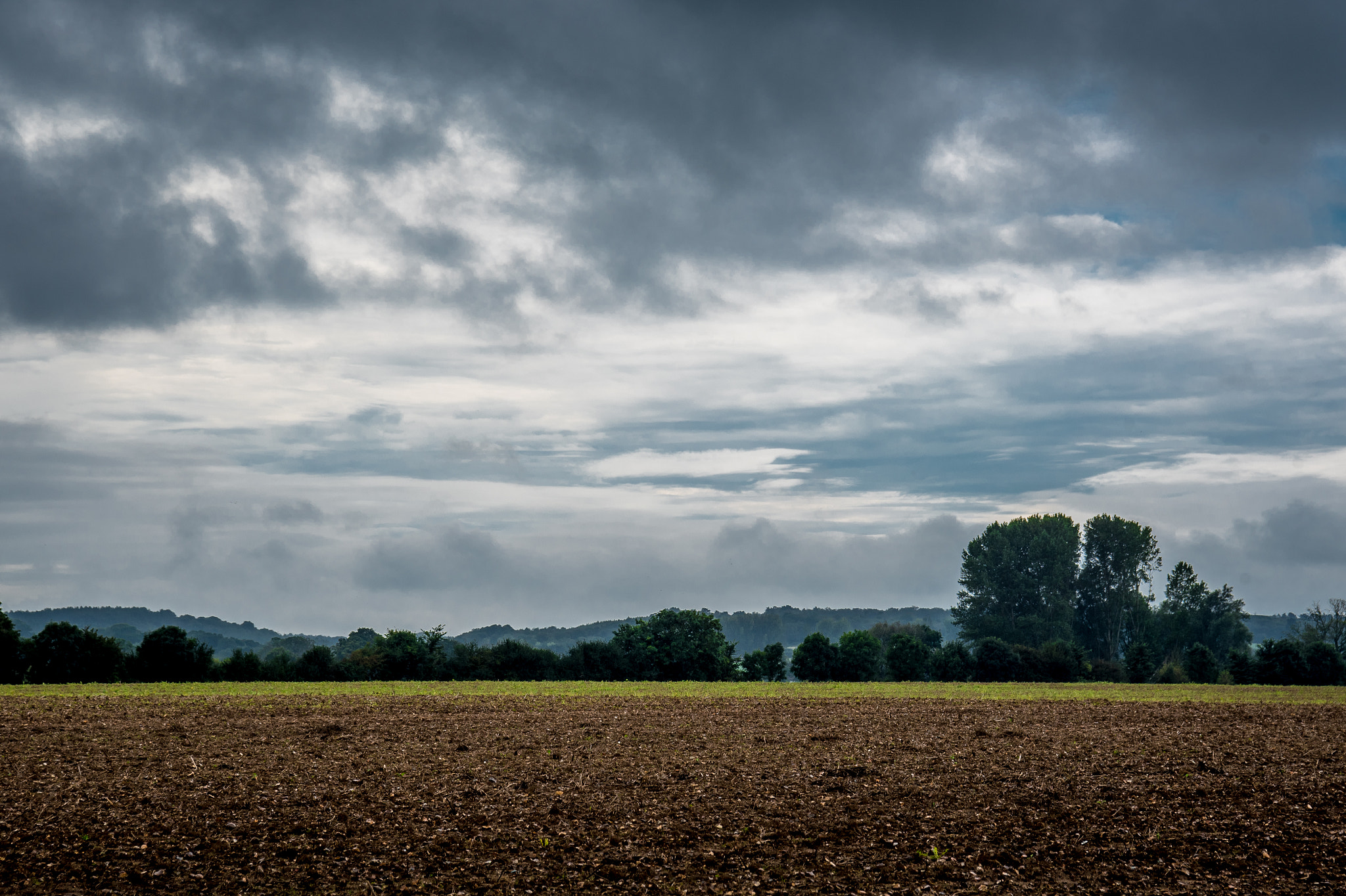 AF Zoom-Nikkor 28-85mm f/3.5-4.5 sample photo. Stormy weather photography