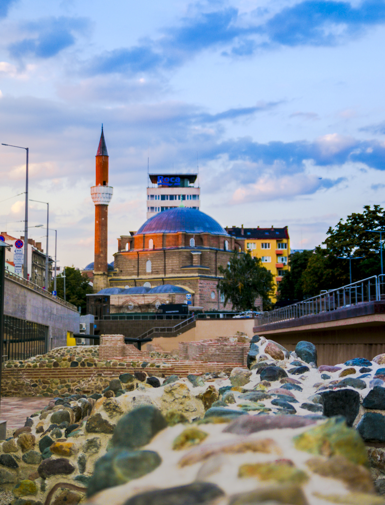 Tamron SP AF 17-50mm F2.8 XR Di II LD Aspherical (IF) sample photo. Banya bashi mosque photography