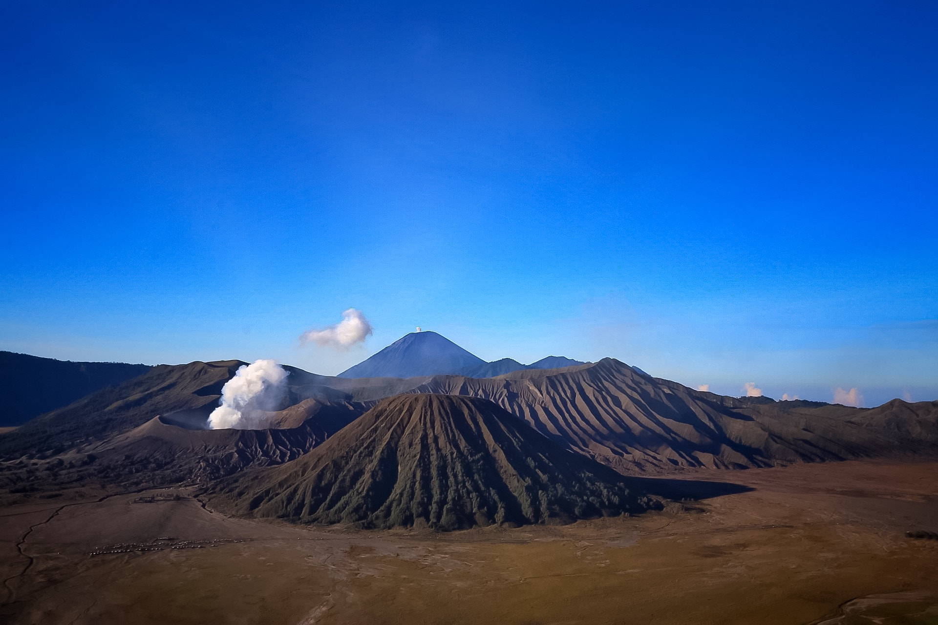 Canon EF-S 10-22mm F3.5-4.5 USM sample photo. Indonesia # mount bromo photography