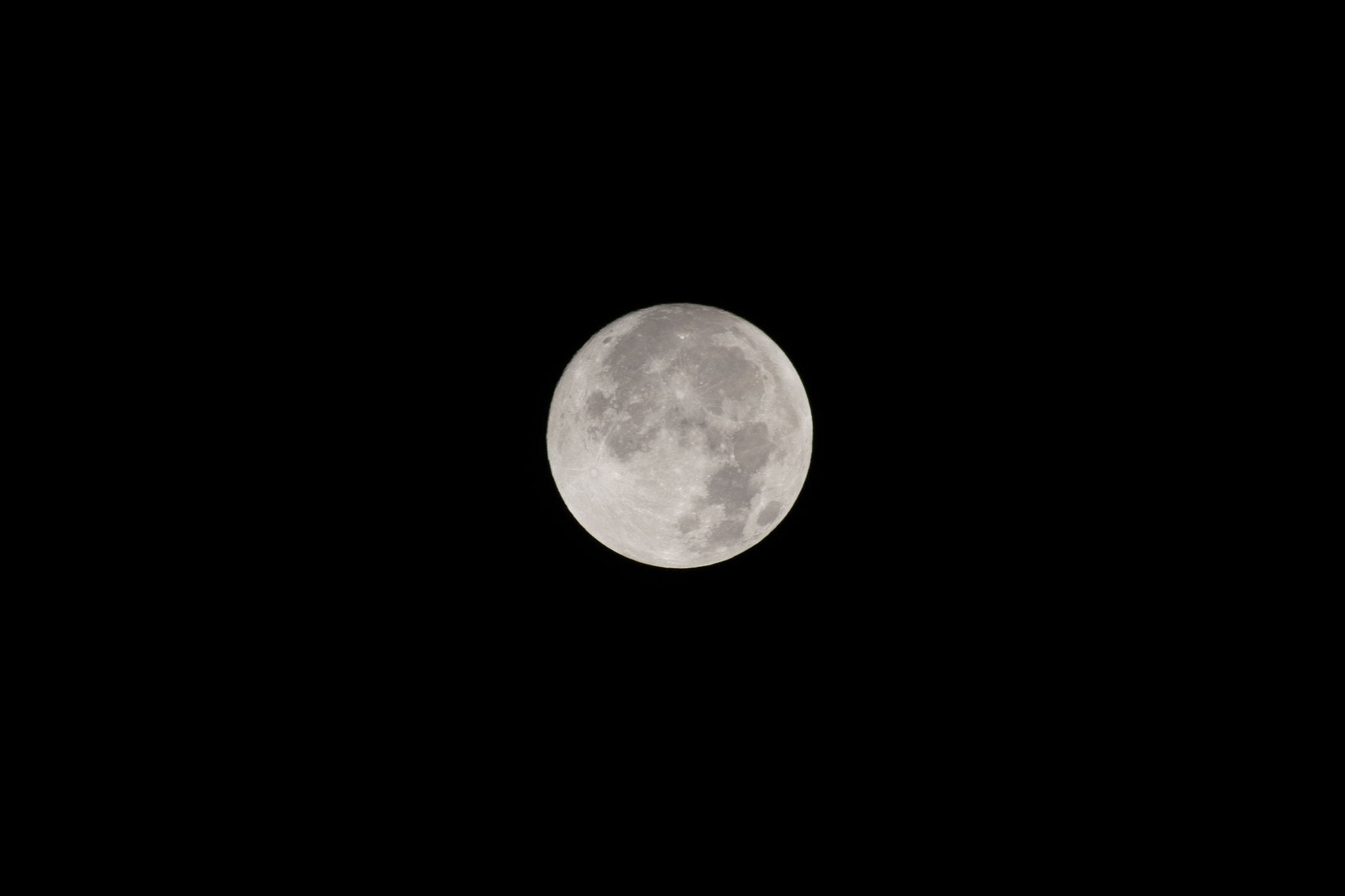 Sigma 50-500mm F4.5-6.3 DG OS HSM sample photo. Harvest moon photography