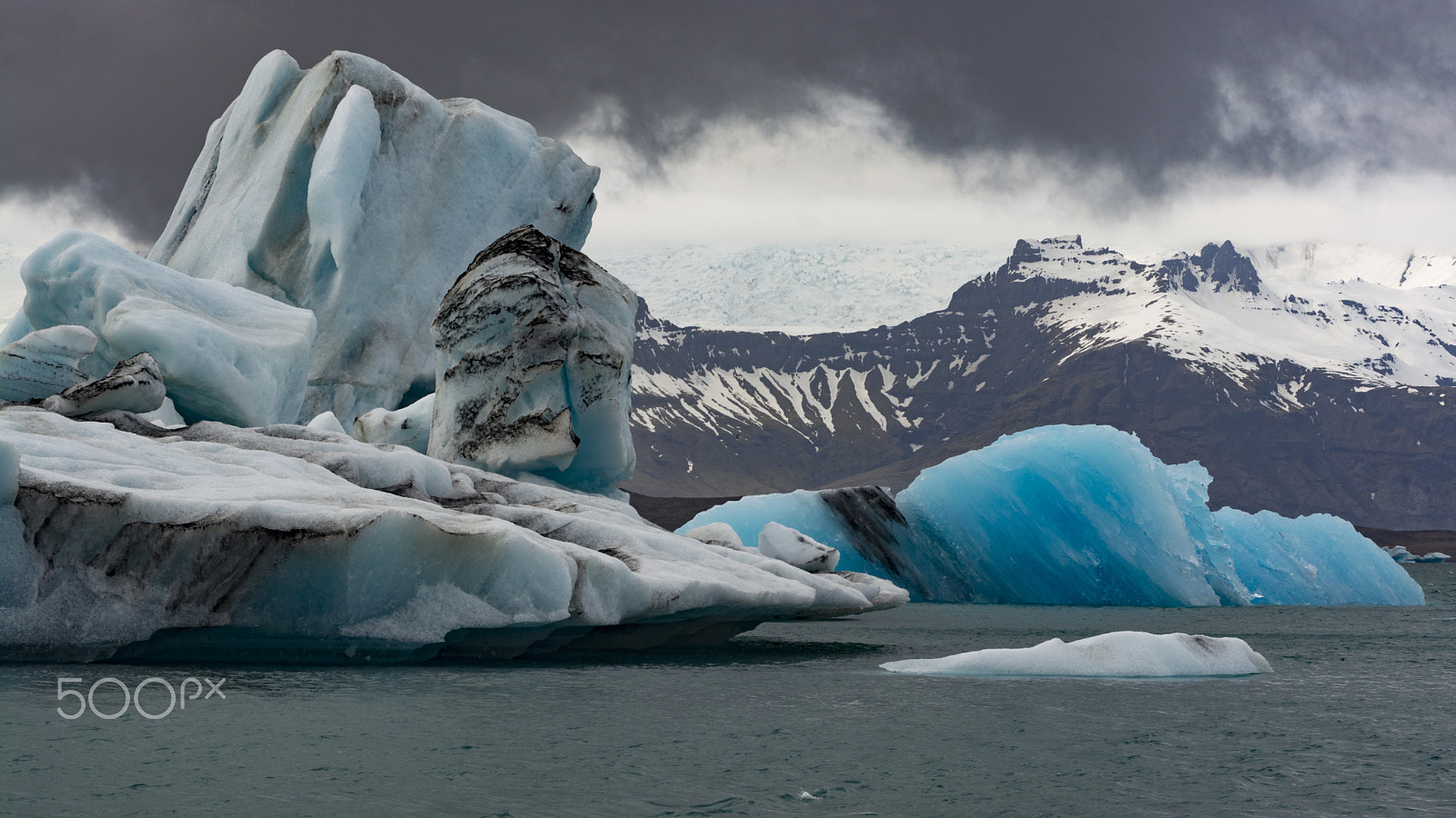 AF Zoom-Nikkor 80-200mm f/2.8 ED sample photo. Blue iceberg photography