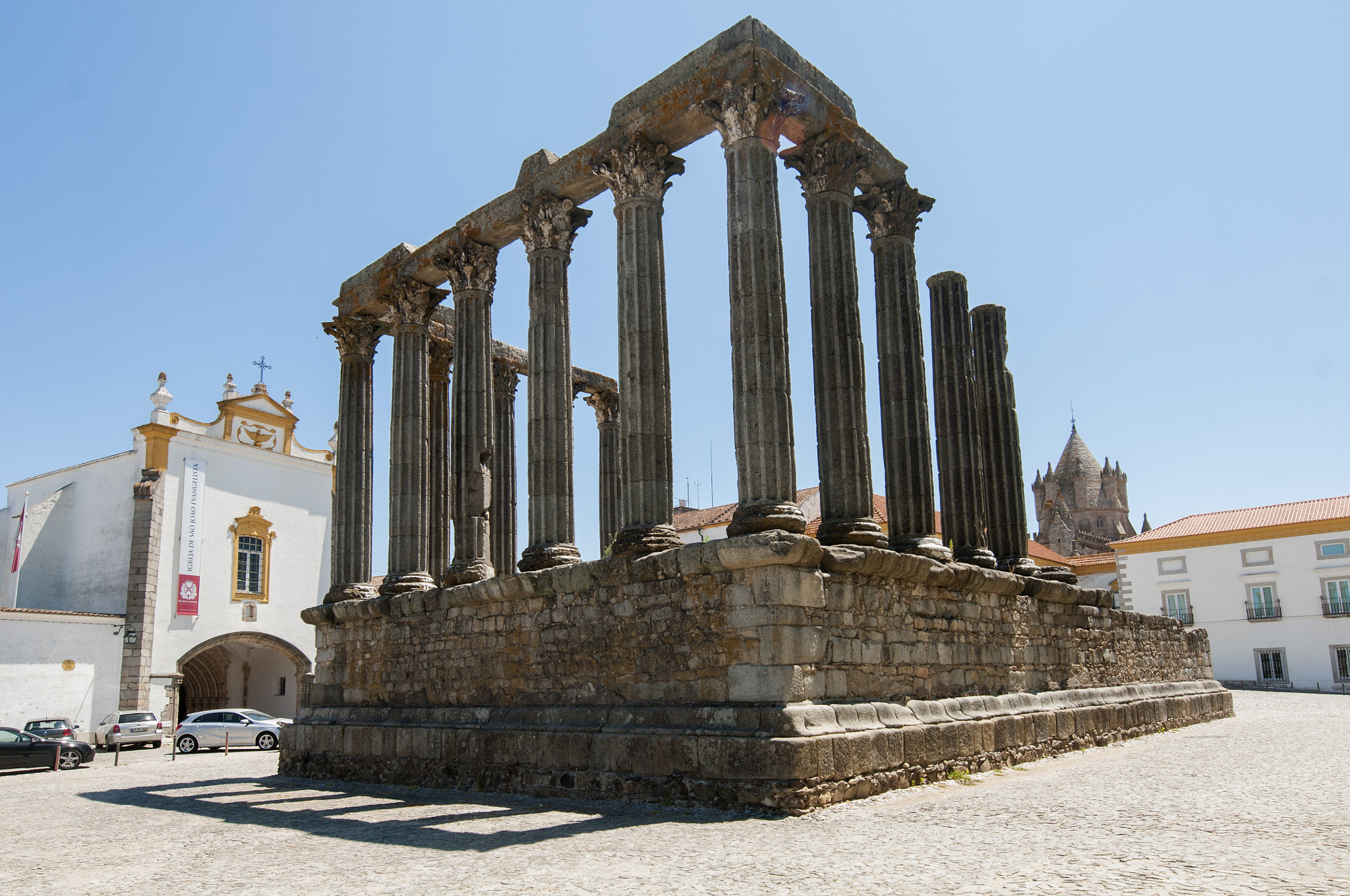 Nikon D300S sample photo. Templo romano en évora photography