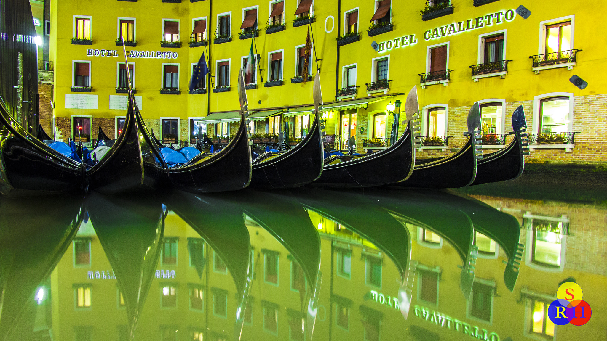 Canon EF 8-15mm F4L Fisheye USM sample photo. Hotel cavalletto photography