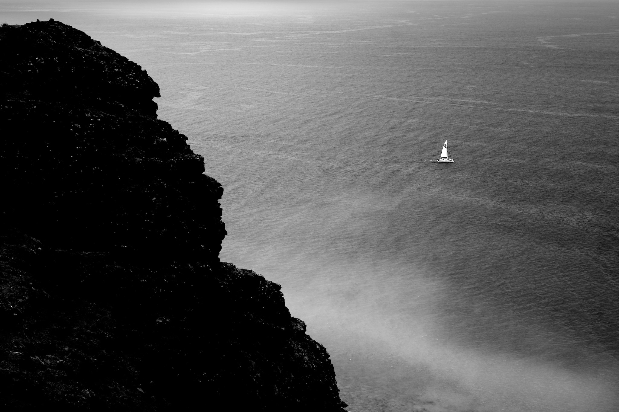 Sony Alpha NEX-7 + Sony E 35mm F1.8 OSS sample photo. To go any great distance, turn off your motor, open your sails, and let the wind take you. photography