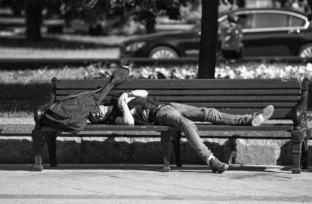 Nikon AF-Nikkor 80-200mm F2.8D ED sample photo. Tired of music photography