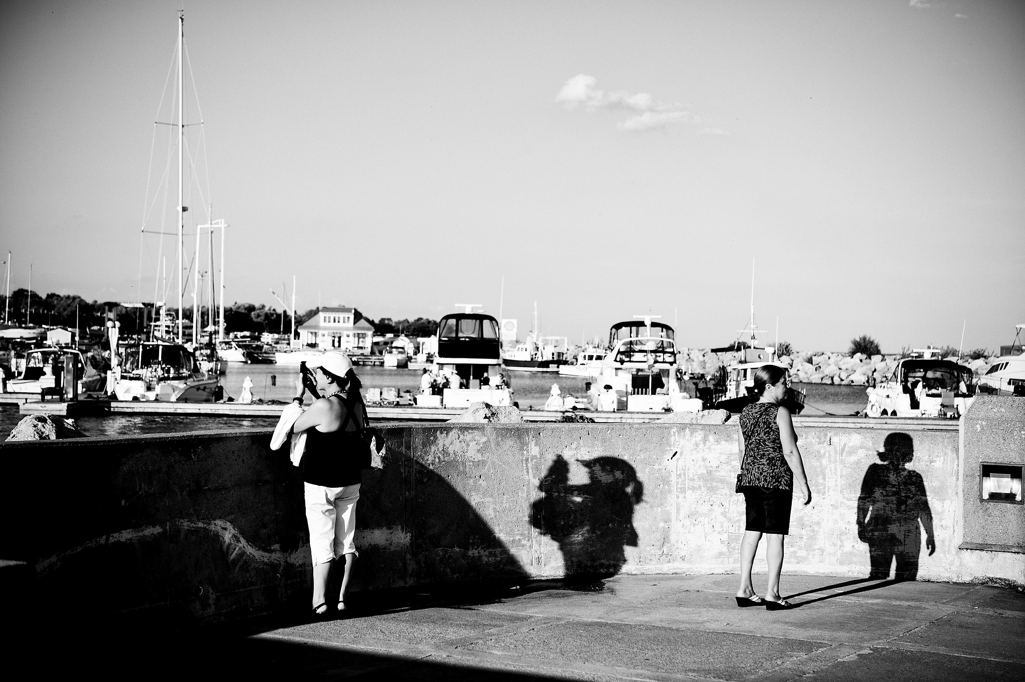 Nikon Df sample photo. Shadows photography