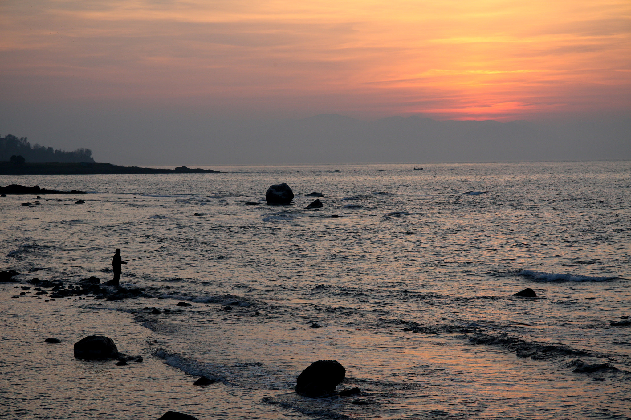Canon EF-S 17-85mm F4-5.6 IS USM sample photo. Fishing photography