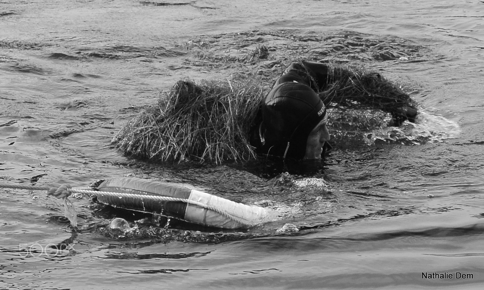 Nikon 1 J3 sample photo. Sos rescue diver photography