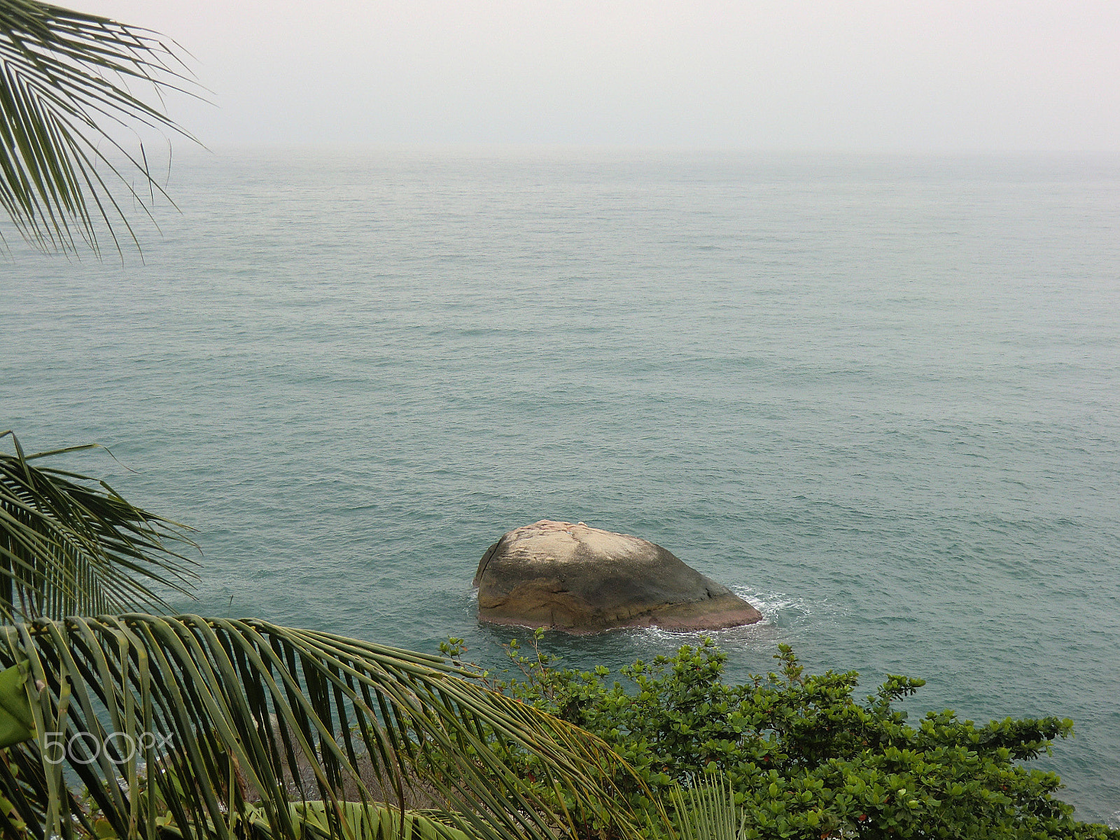 CASIO EX-H15 sample photo. Sea photography