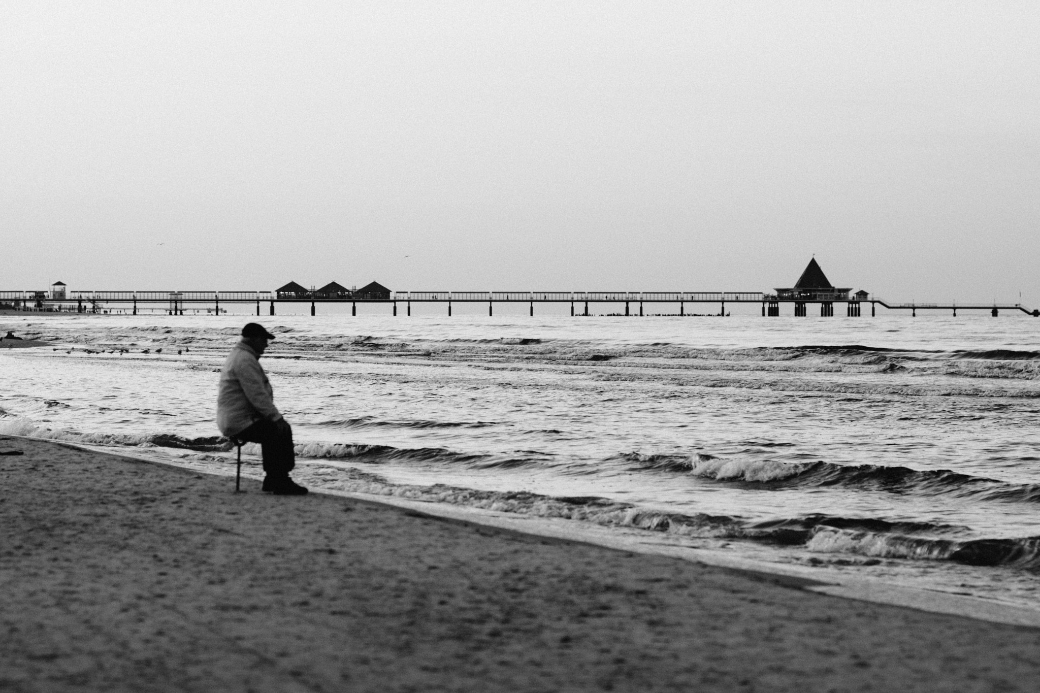 Nikon D7100 + Nikon AF Nikkor 85mm F1.8D sample photo. Old man and the sea photography