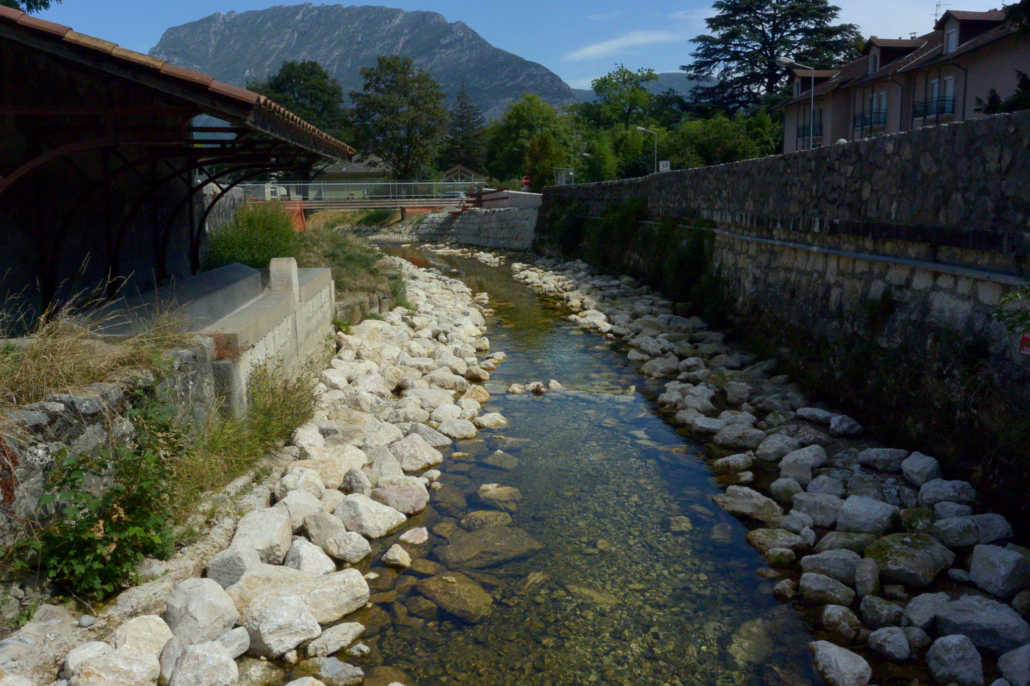 Nikon 1 J3 sample photo. Clear river photography