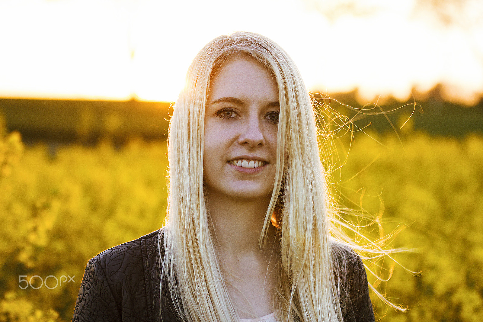 Sigma 70-200mm F2.8 EX DG OS HSM sample photo. Sunset smile photography