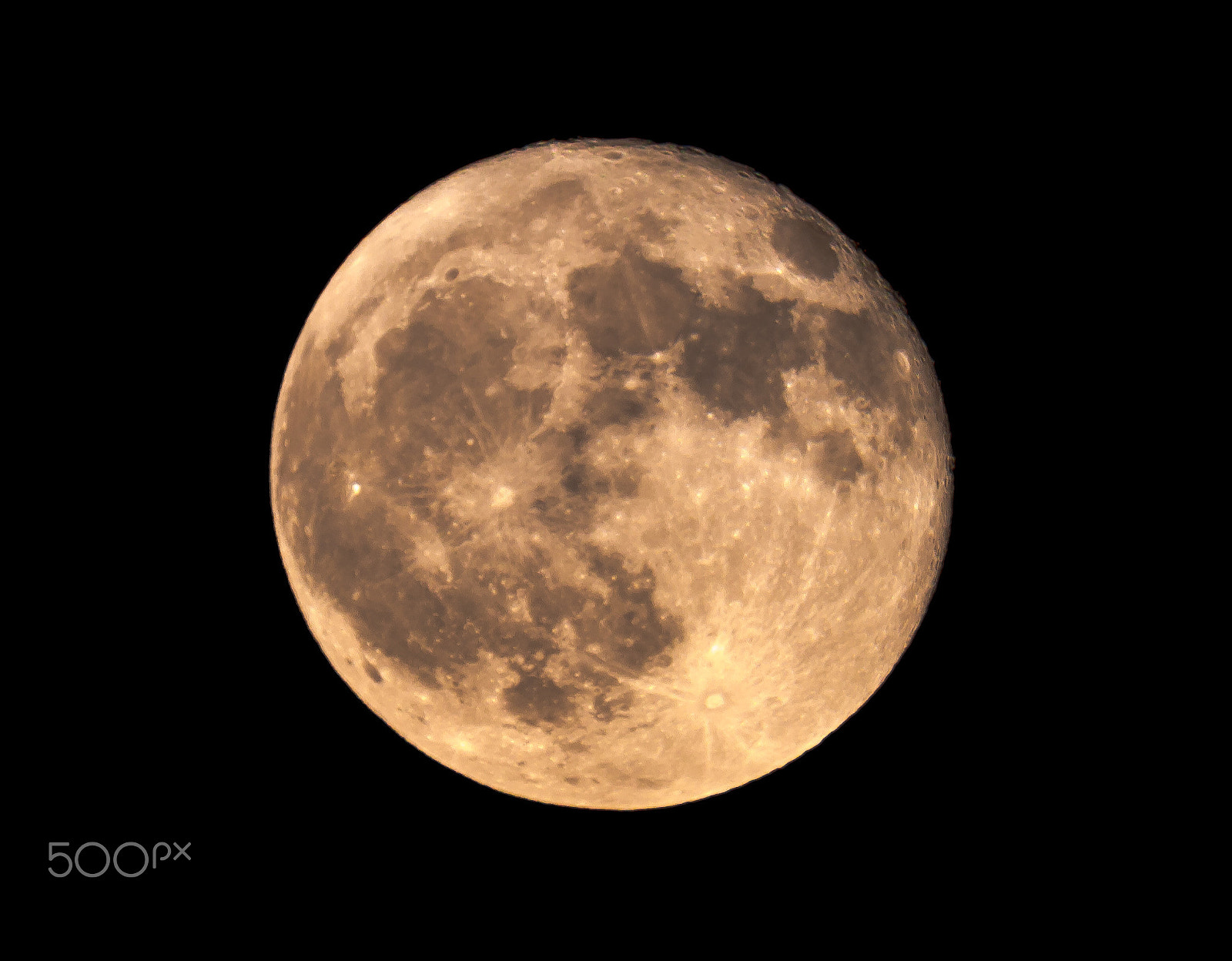 Tamron SP 150-600mm F5-6.3 Di VC USD sample photo. Moon close-up photography