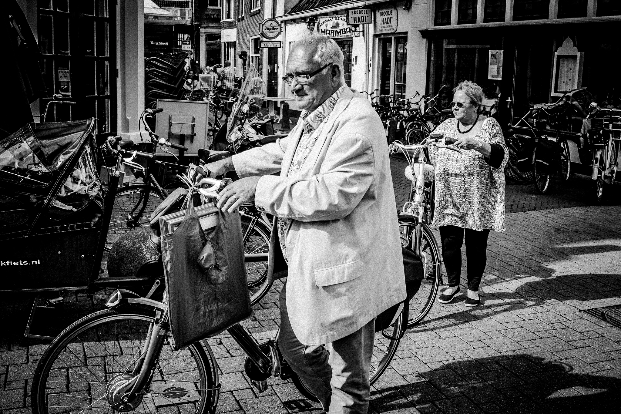Canon EF-S 24mm F2.8 STM sample photo. Gone shopping ~ amersfoort photography