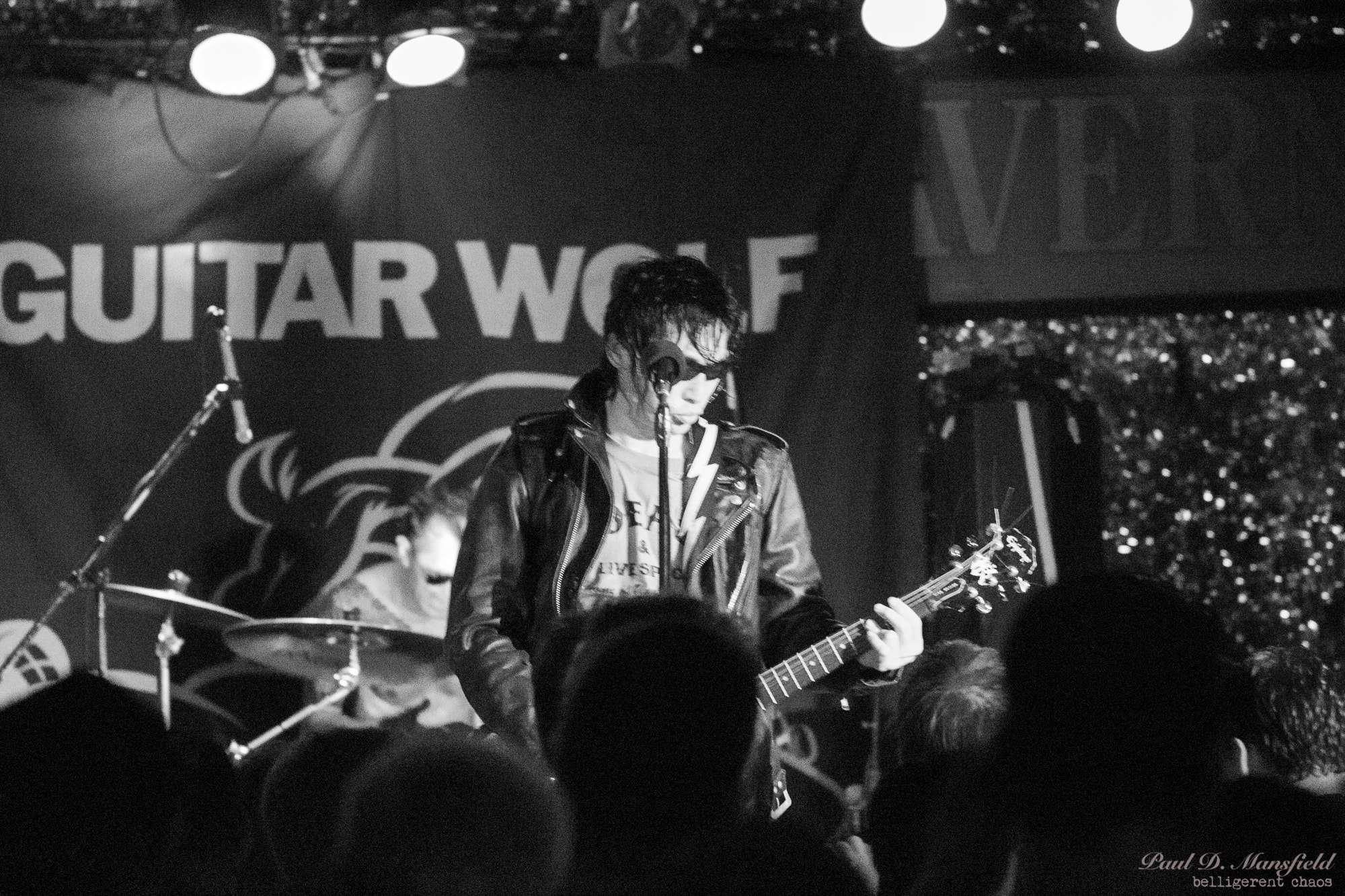 Canon EF 100mm F2.8L Macro IS USM sample photo. Guitar wolf at the horsehoe photography