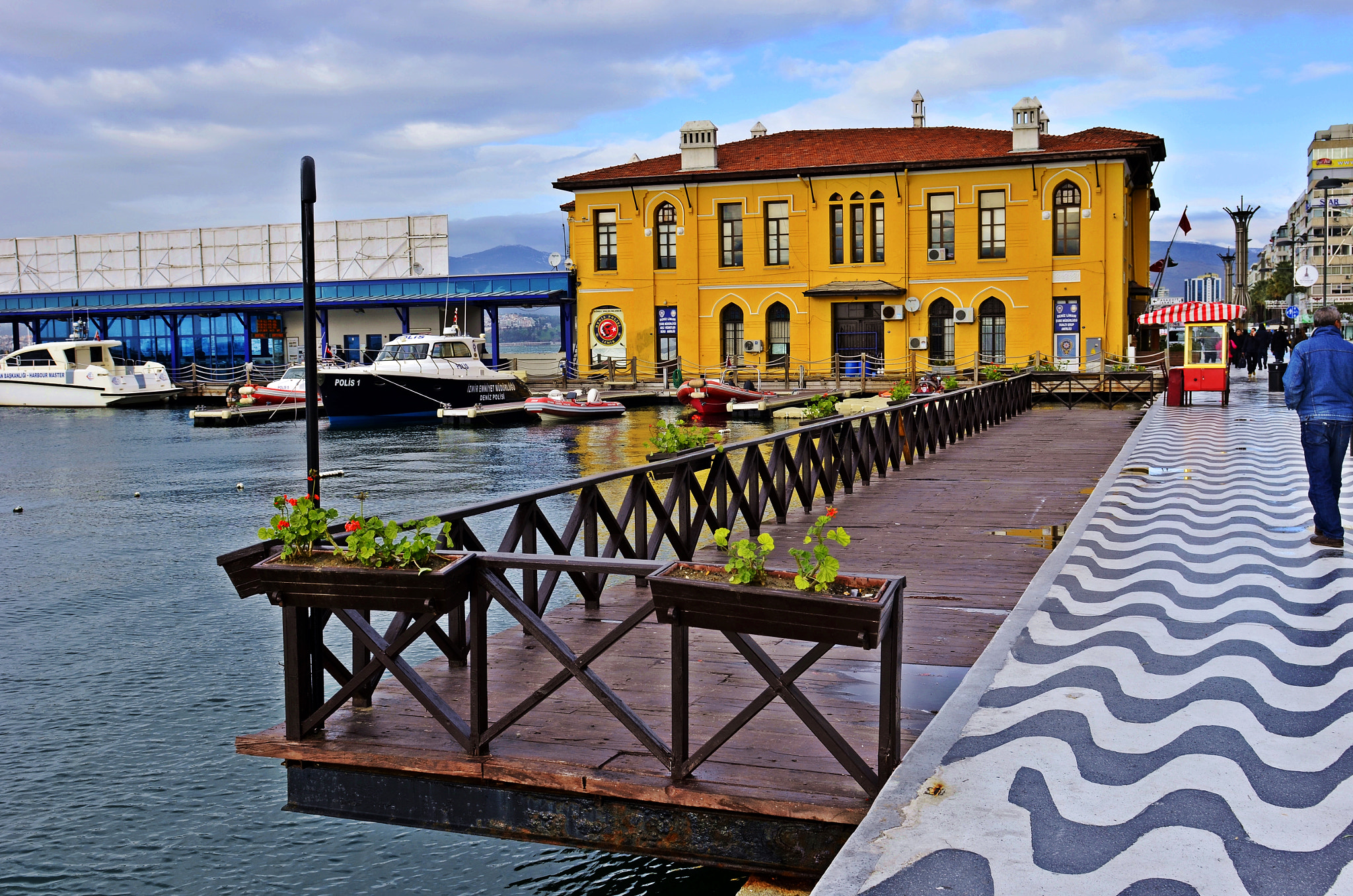 Nikon AF-S Nikkor 24-70mm F2.8G ED sample photo. Turkey izmir alsancak pasaport iskele photography