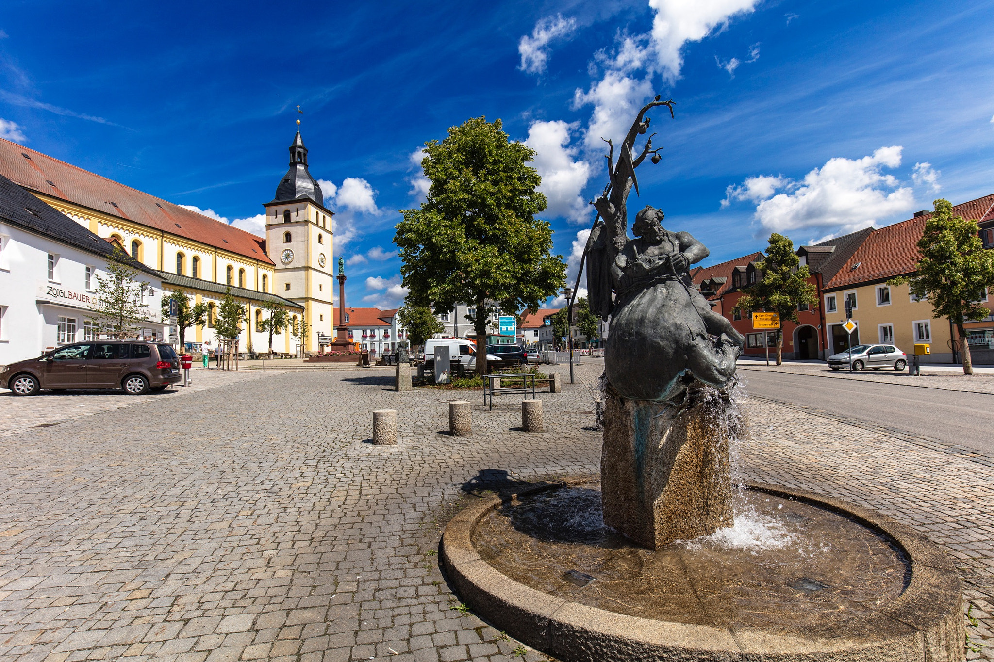 Canon EOS 5DS R + Canon EF 16-35mm F4L IS USM sample photo. Mitterteich photography