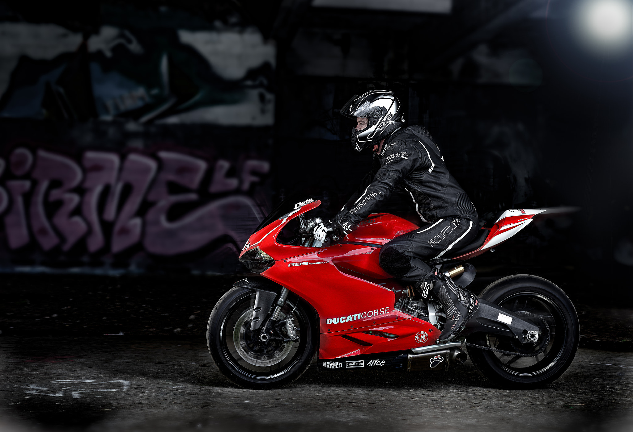 Phase One IQ3 100MP + Schneider LS 80mm f/2.8 sample photo. Ducati corse photography