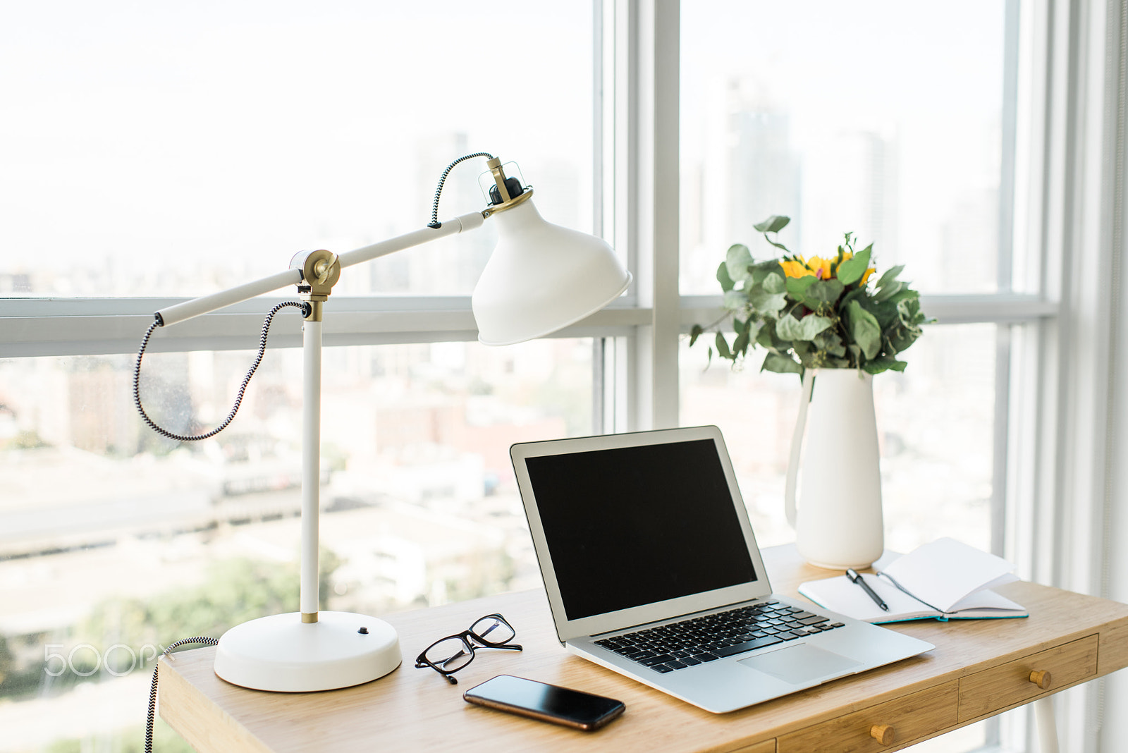 Nikon D750 + Nikon AF-S Nikkor 35mm F1.4G sample photo. Workspace photography