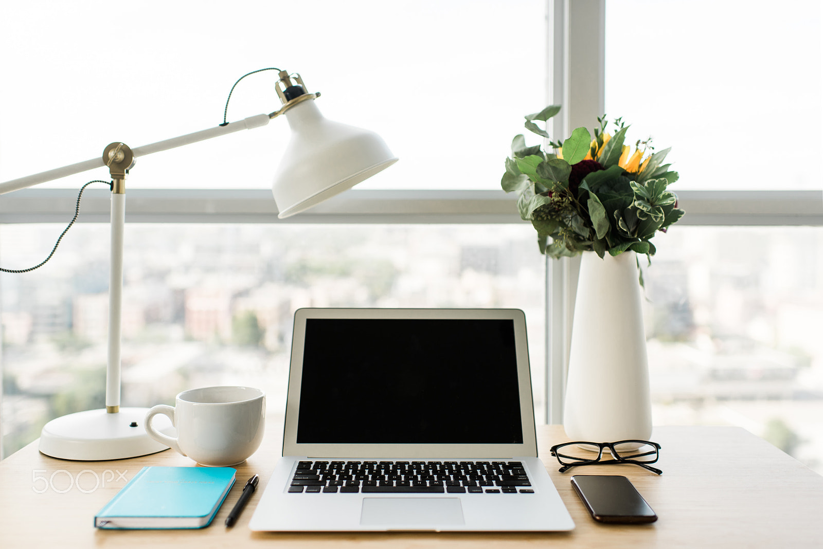 Nikon D750 + Nikon AF-S Nikkor 35mm F1.4G sample photo. Workspace photography