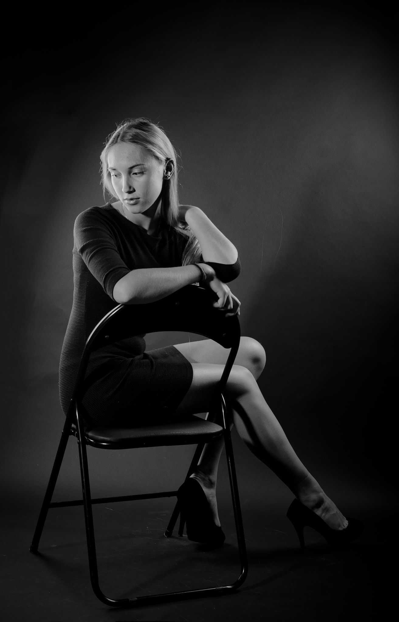 AF Zoom-Nikkor 35-70mm f/3.3-4.5 sample photo. Sophie stare photography