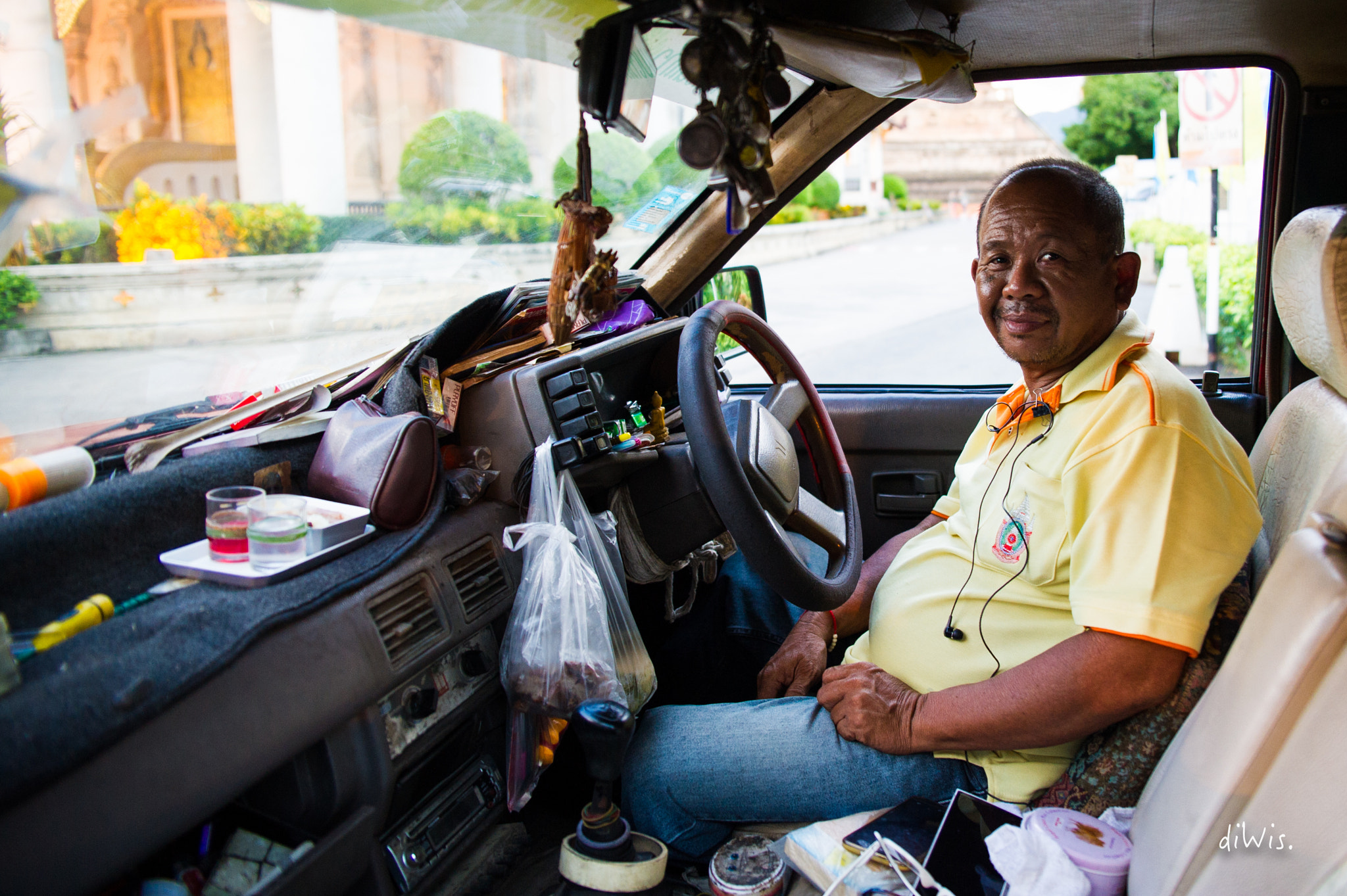 Sigma 24-70mm F2.8 EX DG HSM sample photo. Taxi driver photography