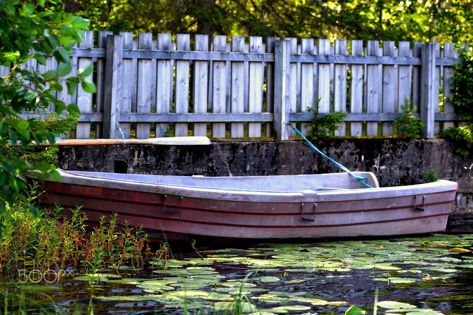 Sigma 105mm F2.8 EX DG OS HSM sample photo. Old boat photography