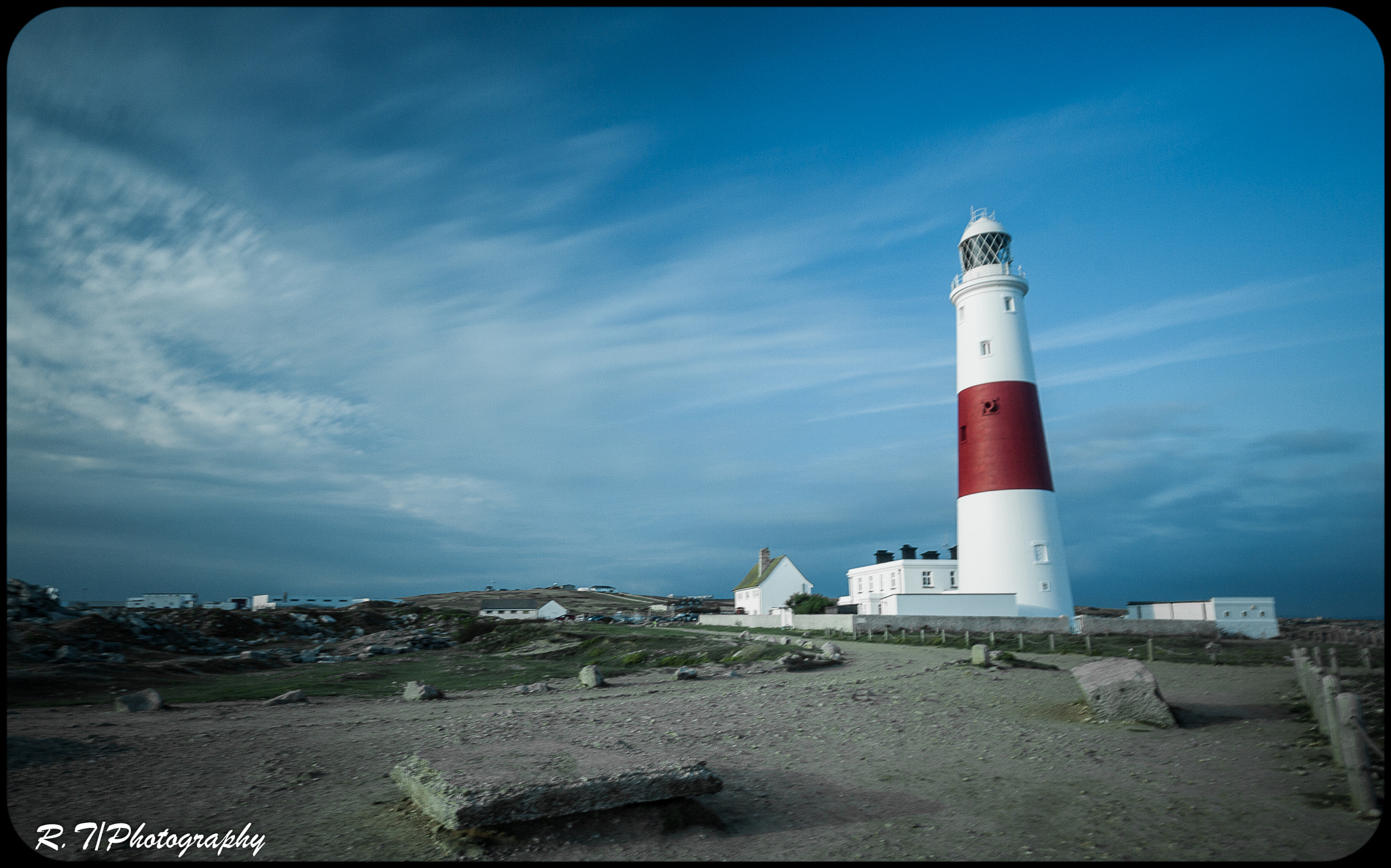 Canon EOS 1000D (EOS Digital Rebel XS / EOS Kiss F) + Sigma 10-20mm F4-5.6 EX DC HSM sample photo. Portland bill lighthouse photography