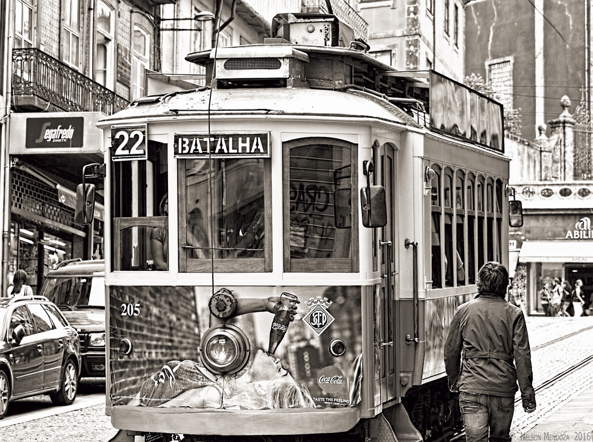 Canon EF 75-300mm f/4-5.6 USM sample photo. Old tram photography