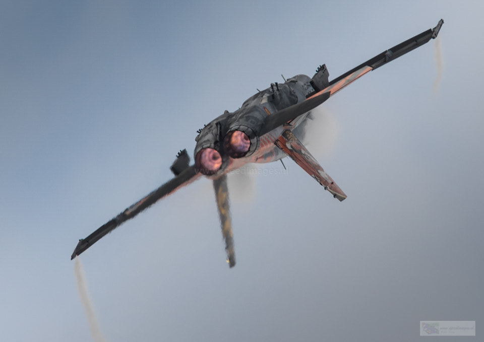 Canon EF 200mm F2.8L II USM sample photo. Spanish afterburners photography