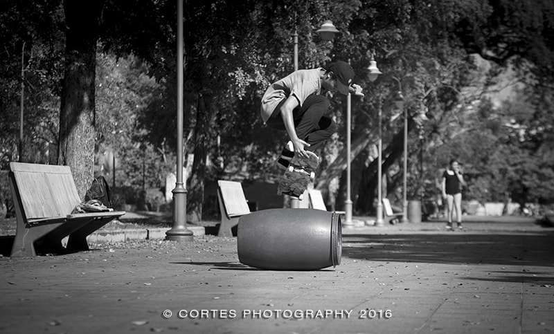Canon EF 70-200mm F2.8L IS USM sample photo. Skateboarder copy photography