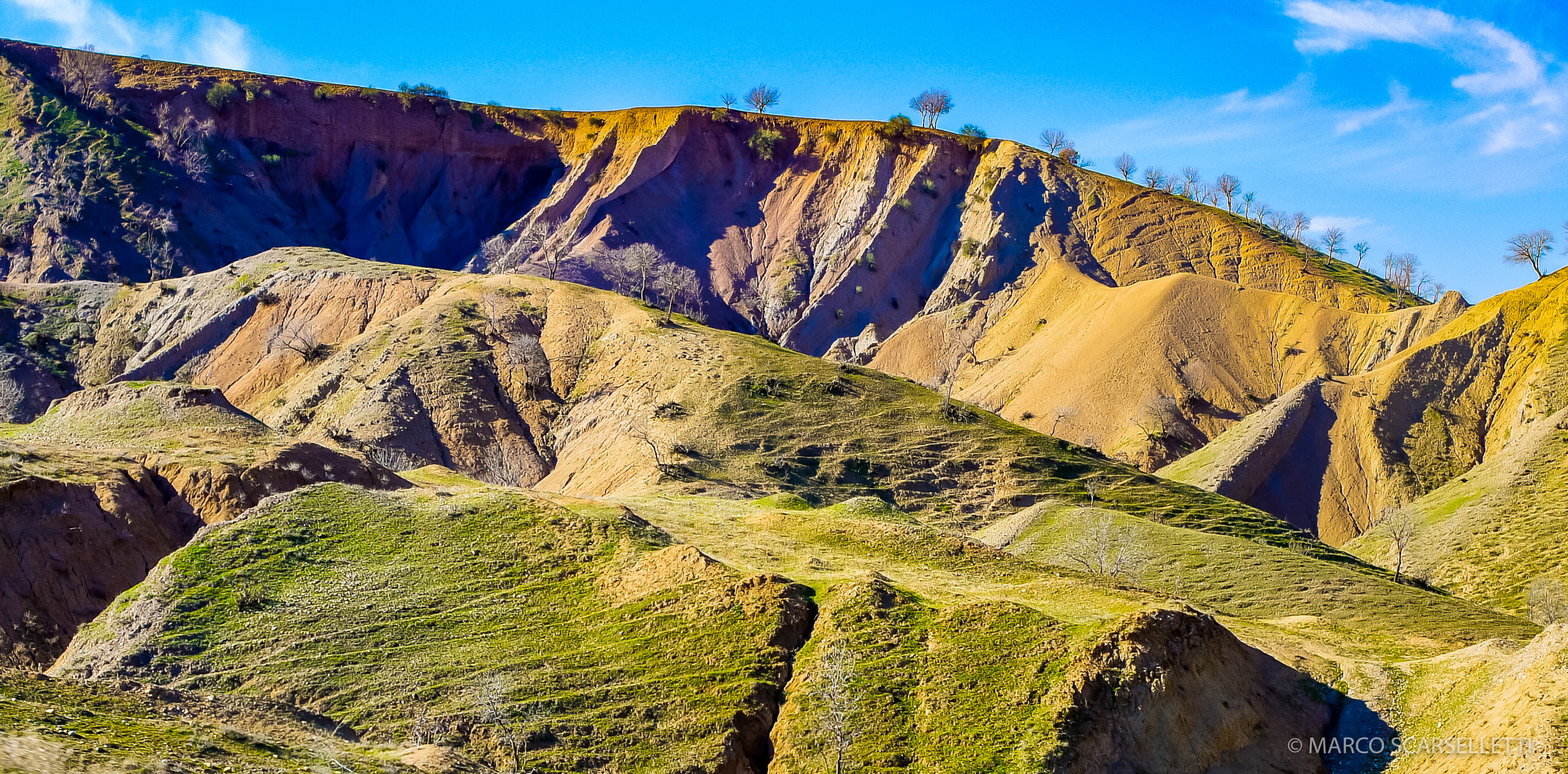 Panasonic Lumix DMC-GF1 + Olympus M.Zuiko Digital 45mm F1.8 sample photo. Colored hills photography