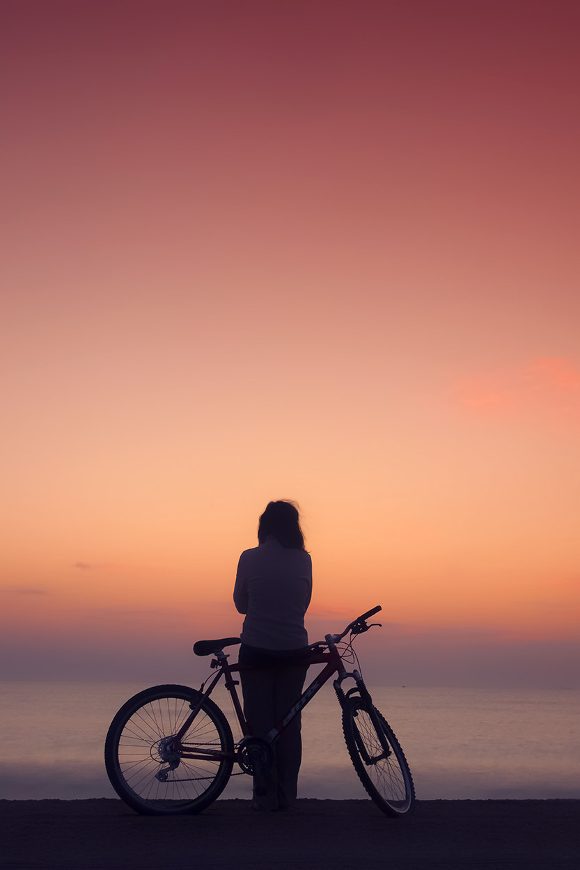 Olympus PEN E-P1 sample photo. Sunrise with bike photography