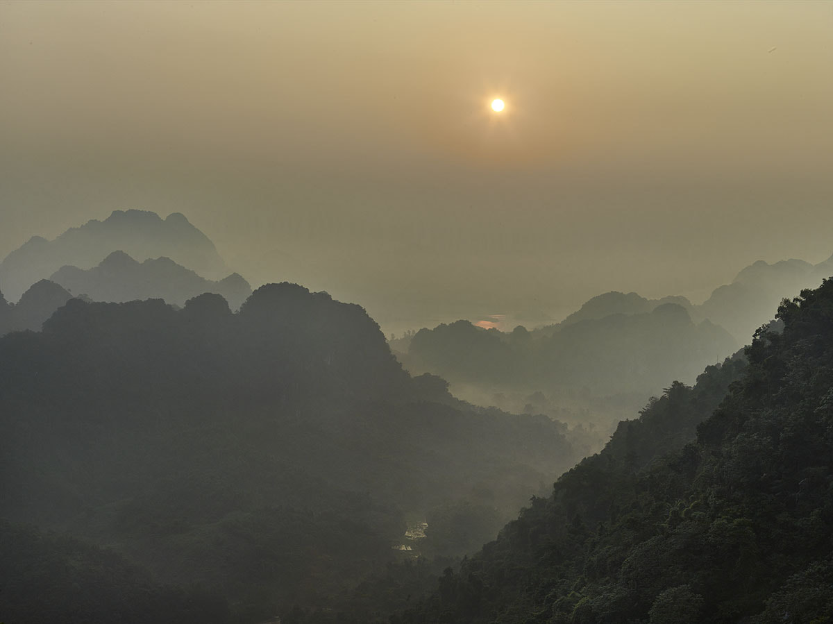 Phase One IQ260 sample photo. Ba khanh sunrise vietnam photography