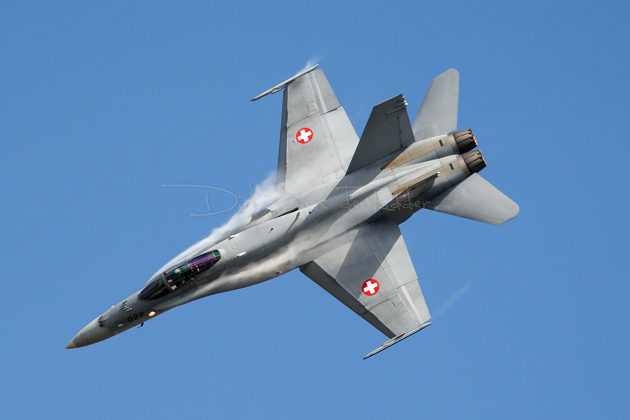 Canon EOS 20D + Canon EF 100-400mm F4.5-5.6L IS USM sample photo. Swiss air force f/a-18c hornet j-5022 photography