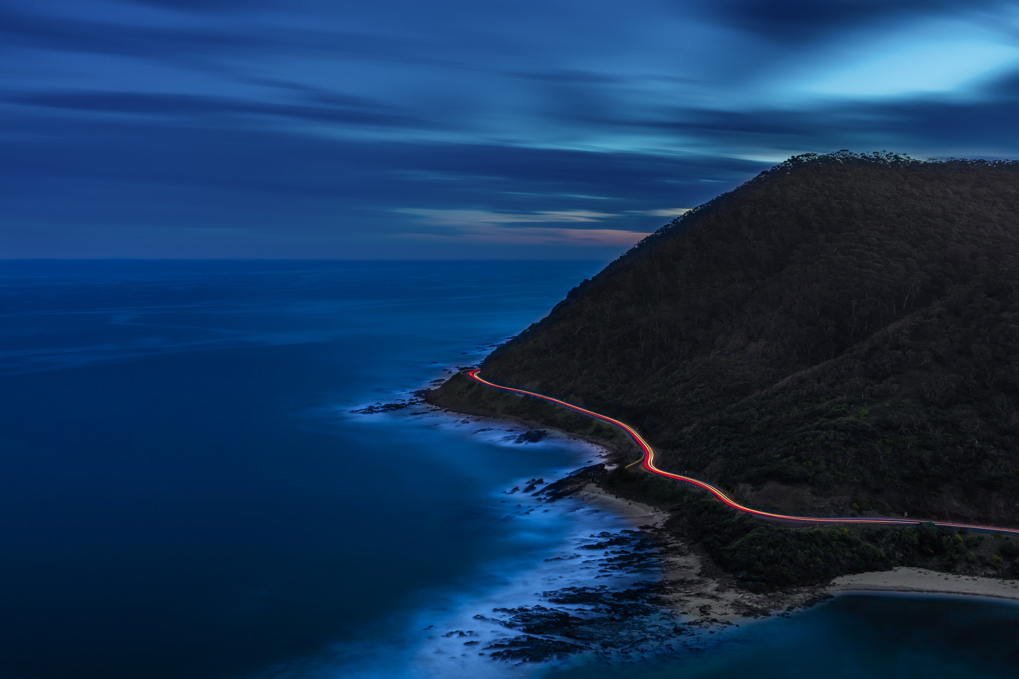 Canon EOS 5DS R + Canon EF 35mm F1.4L II USM sample photo. Great ocean road from teddys lookout photography