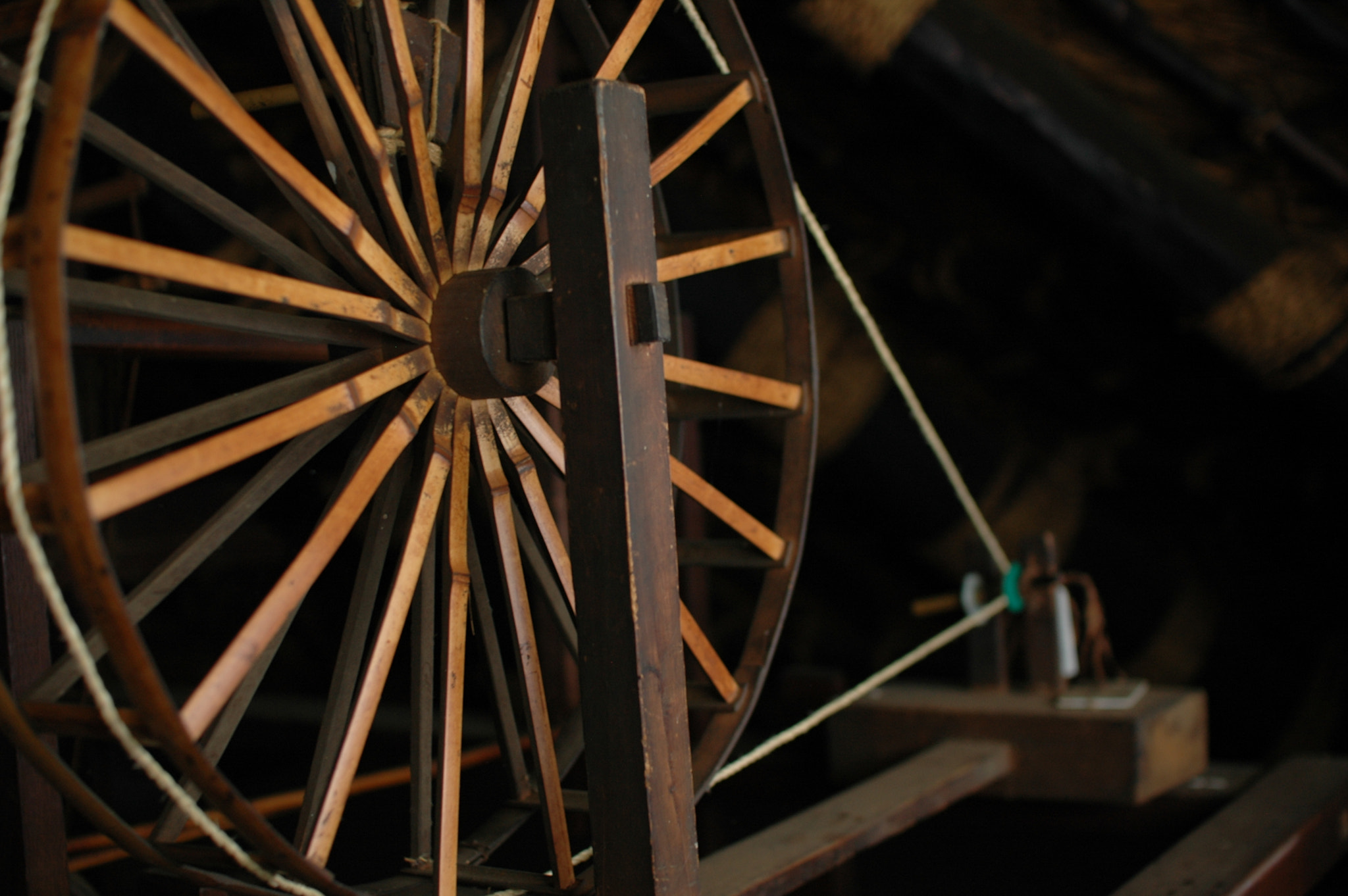 Nikon D70 sample photo. Spinning wheel--at tamugimata photography