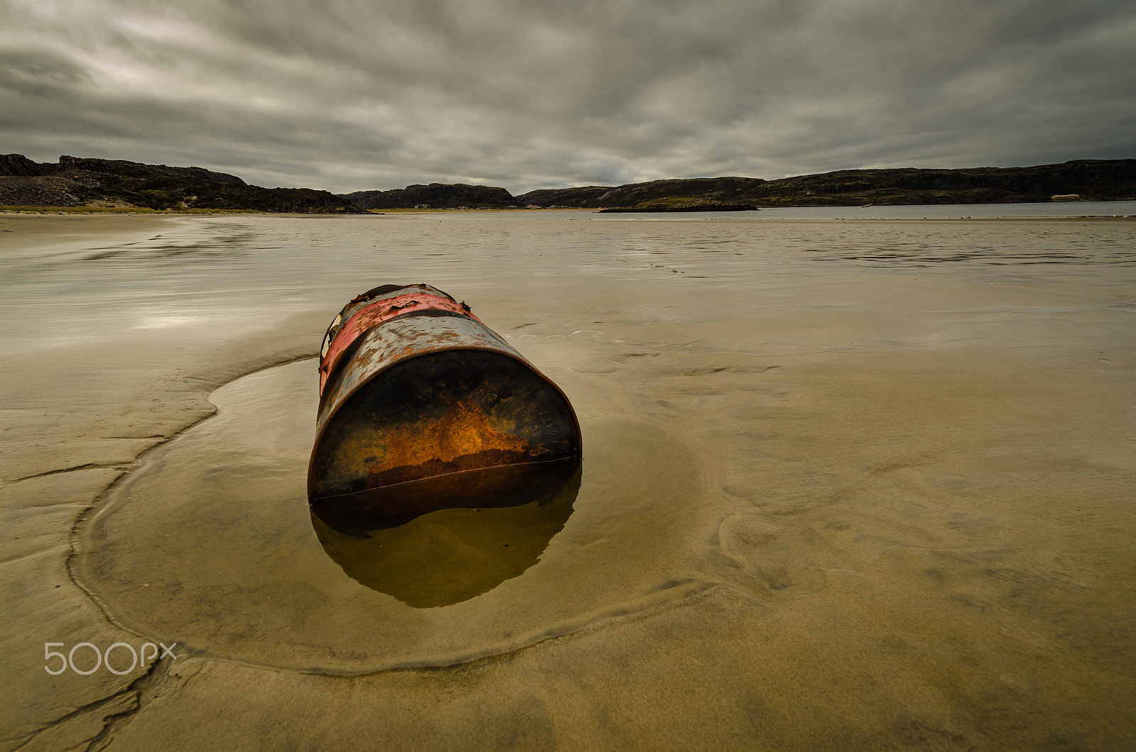 Samyang 14mm F2.8 ED AS IF UMC sample photo. Barrel photography