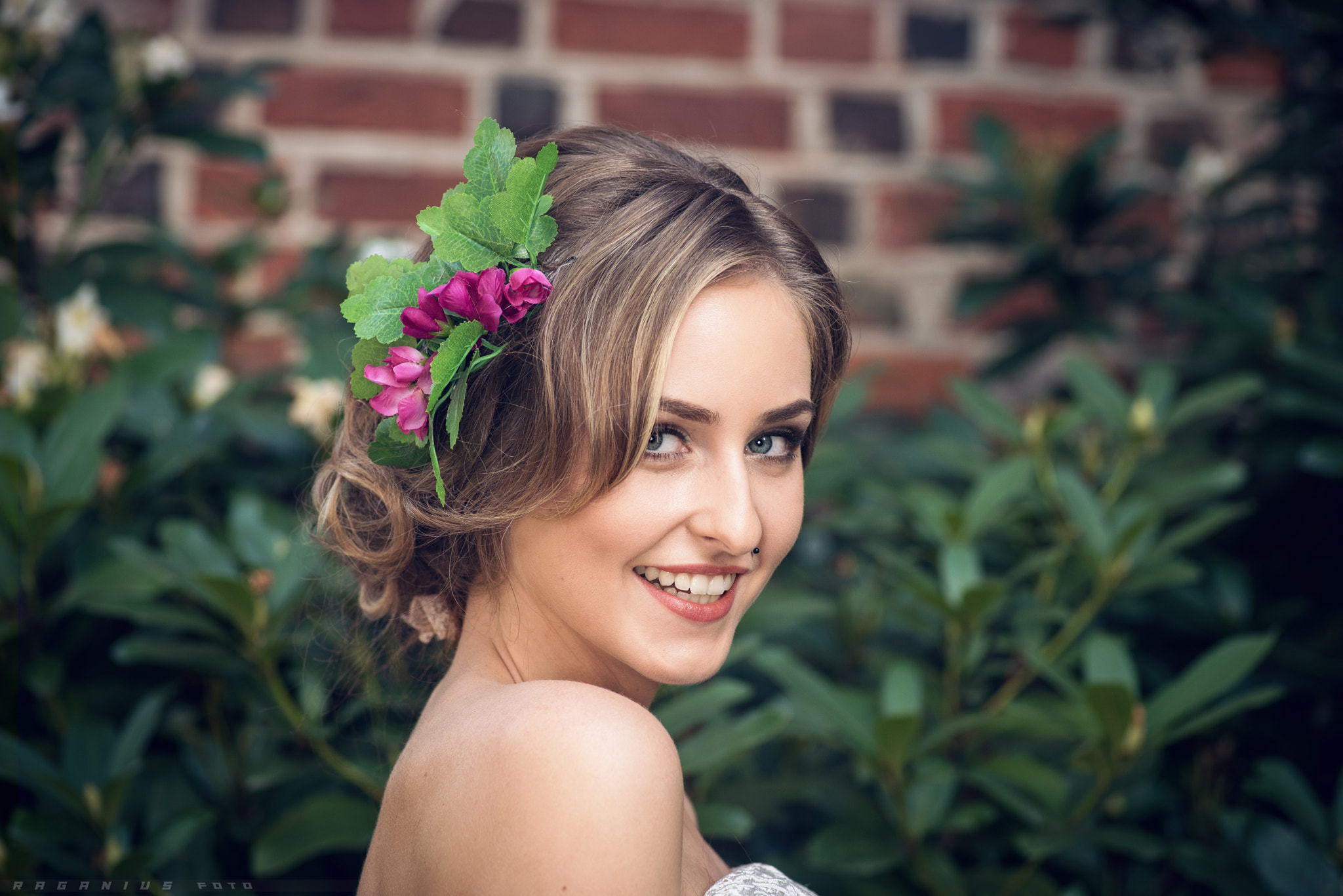 Tokina AT-X Pro 100mm F2.8 Macro sample photo. Laurita photography