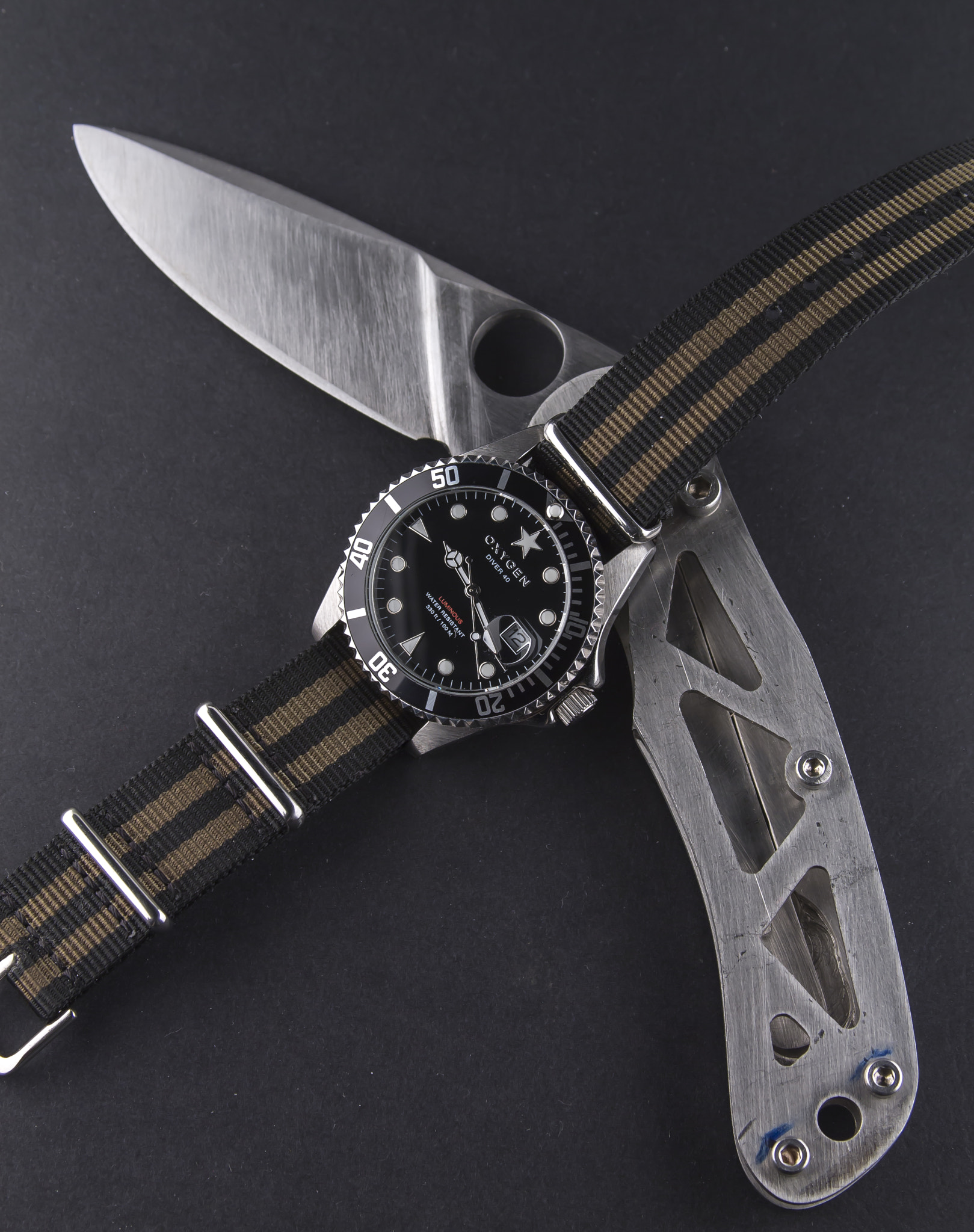 Canon EF 28-135mm F3.5-5.6 IS USM sample photo. Handmade knife photography