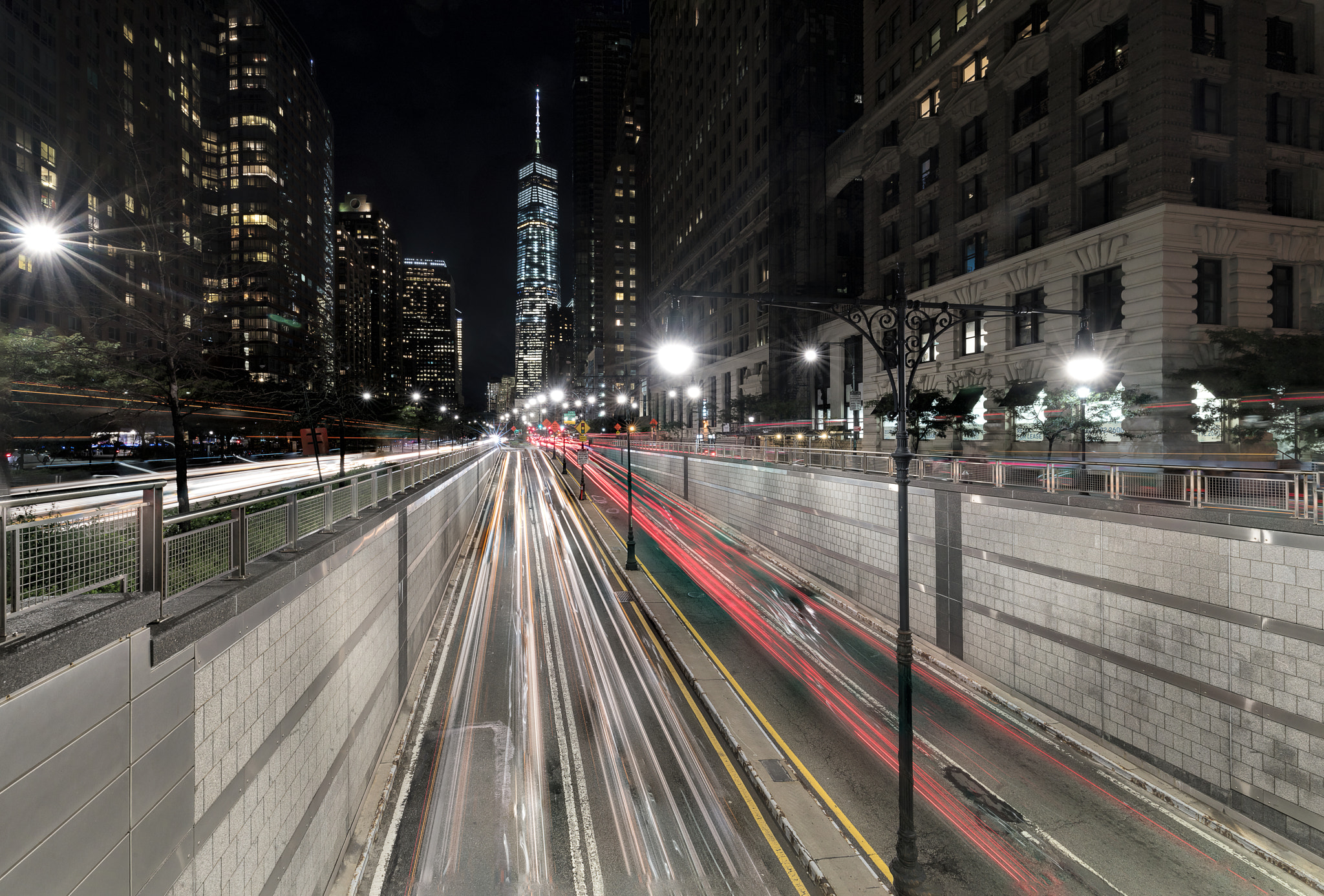Sony a7R II + Canon EF 16-35mm F4L IS USM sample photo. Freedom tower photography