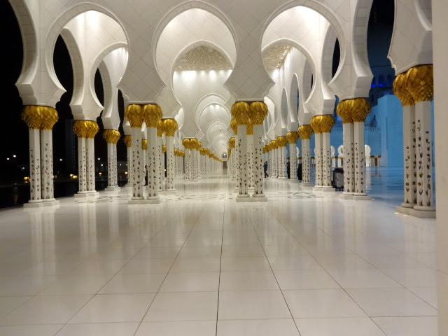 Sony DSC-WX150 sample photo. The pillars of grand mosque photography