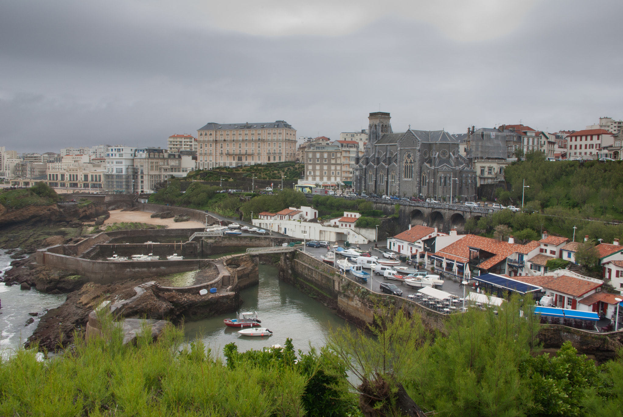 Pentax K10D + Pentax smc DA 18-55mm F3.5-5.6 AL WR sample photo. Biarritz photography