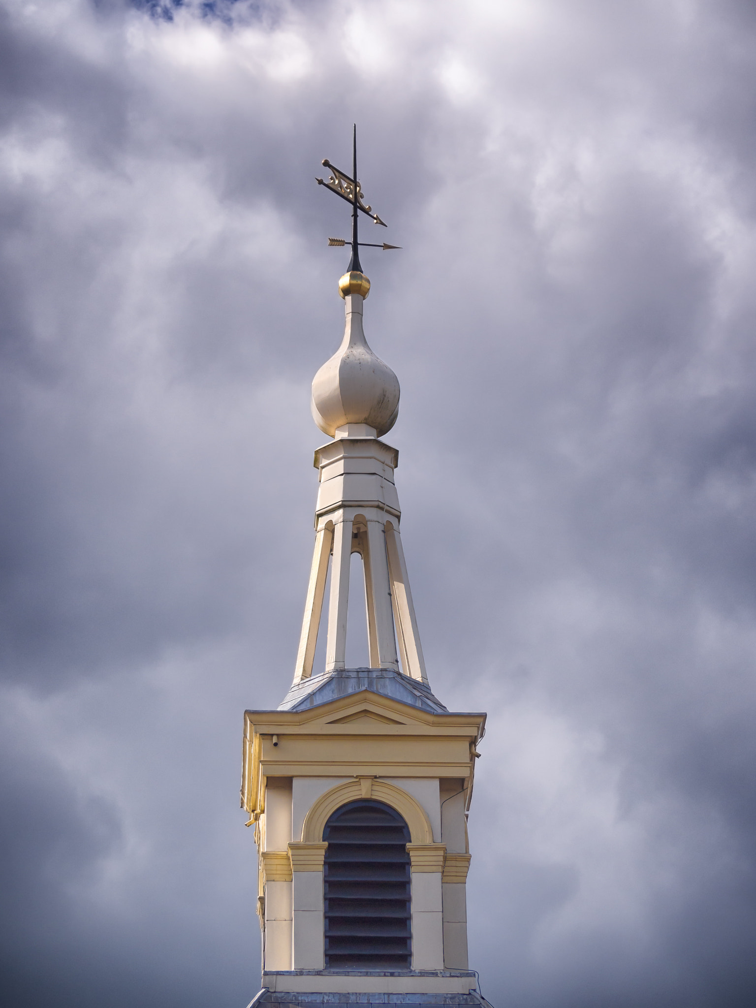 Panasonic Lumix G Vario 45-200mm F4-5.6 OIS sample photo. Ornament on the old townhall in hilversum photography