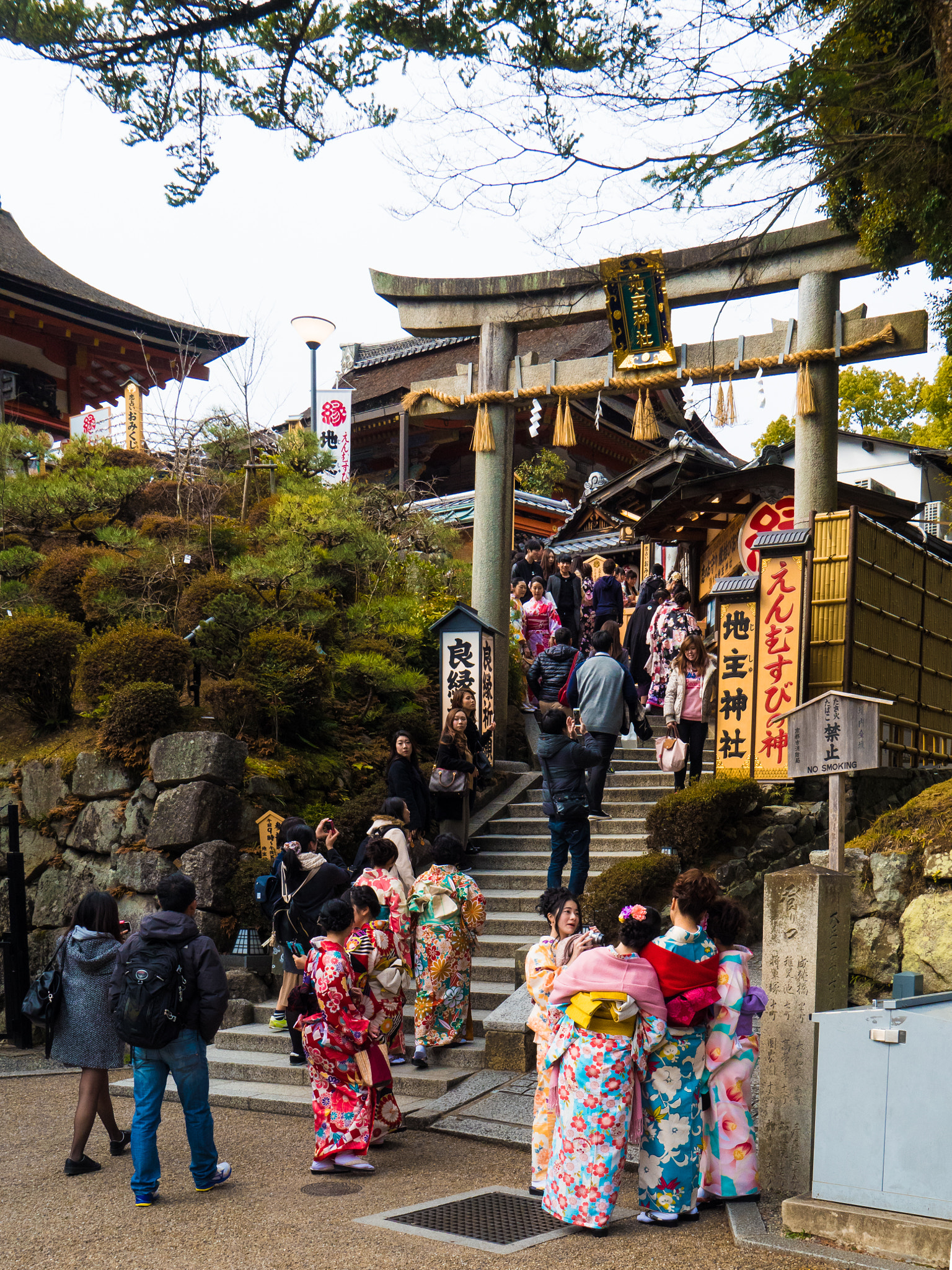 Olympus OM-D E-M5 II sample photo. Kyoto walks - kiyomizu dera #1 photography