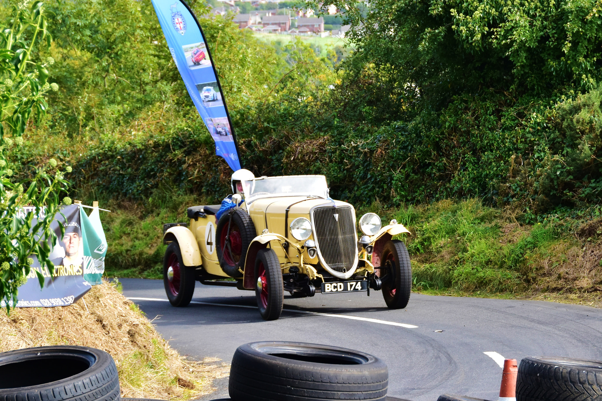 Nikon D5500 + Nikon AF-S DX Nikkor 18-200mm F3.5-5.6G ED VR II sample photo. The 1922 ford tt v8 photography