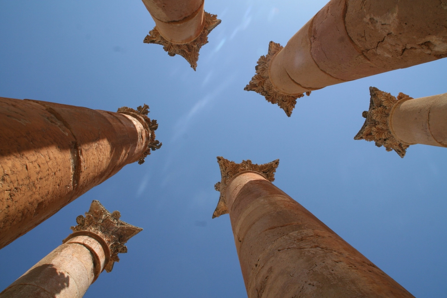 Canon EOS 350D (EOS Digital Rebel XT / EOS Kiss Digital N) sample photo. Colonade - jerash/jordan photography