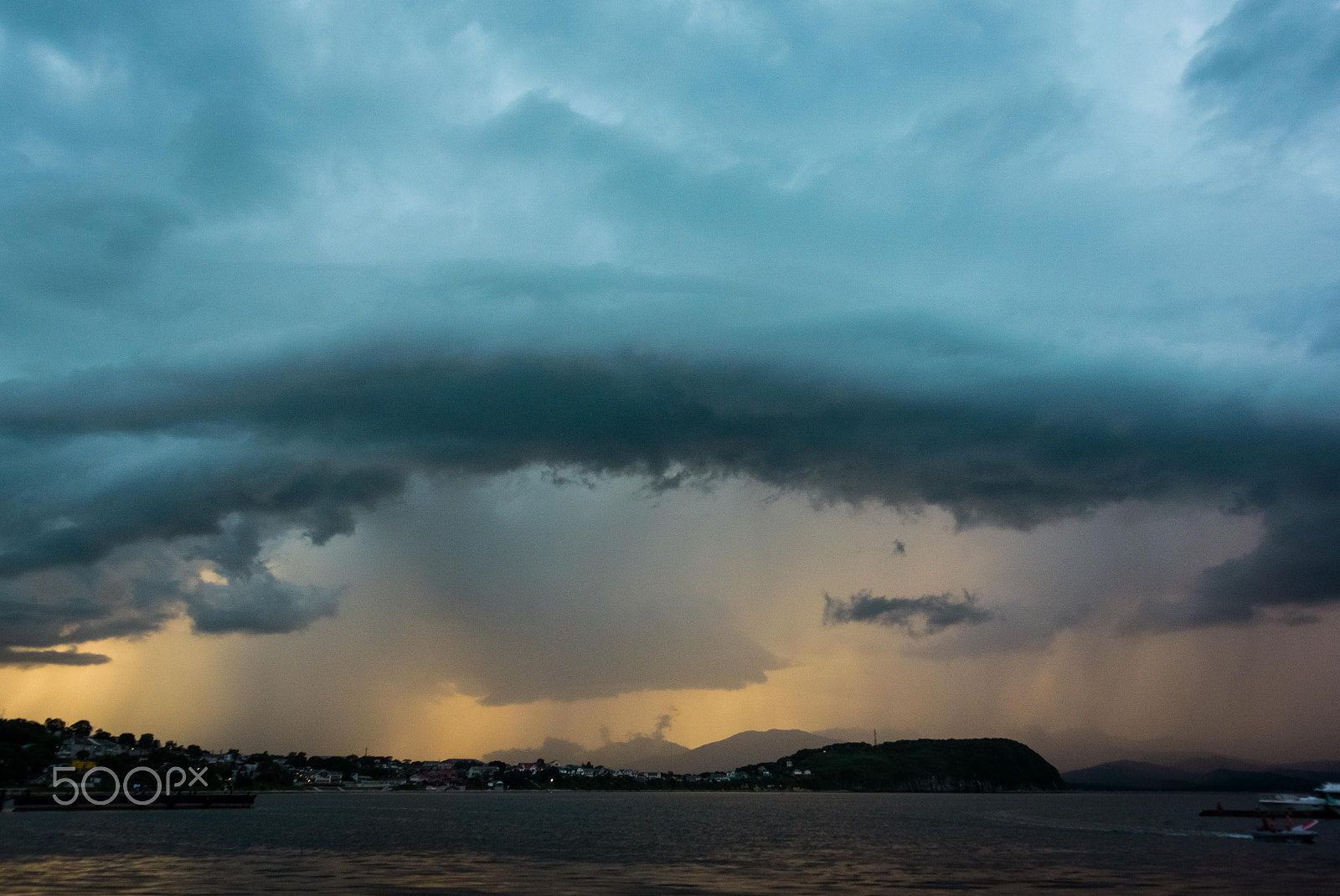 Nikon 1 Nikkor VR 10-30mm F3.5-5.6 sample photo. Sky storm photography